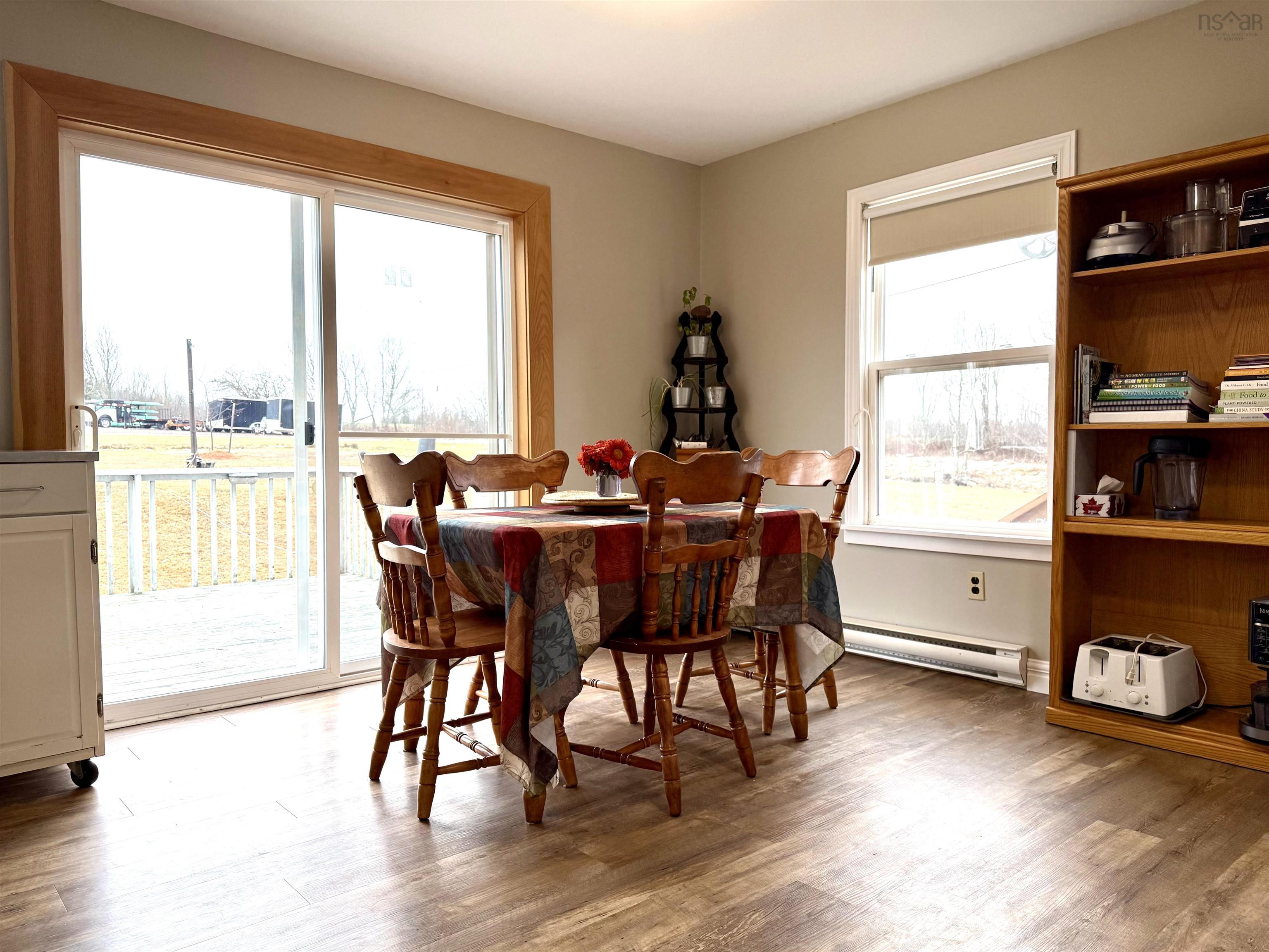 $359,900.00: 1042 6 Highway, Warren