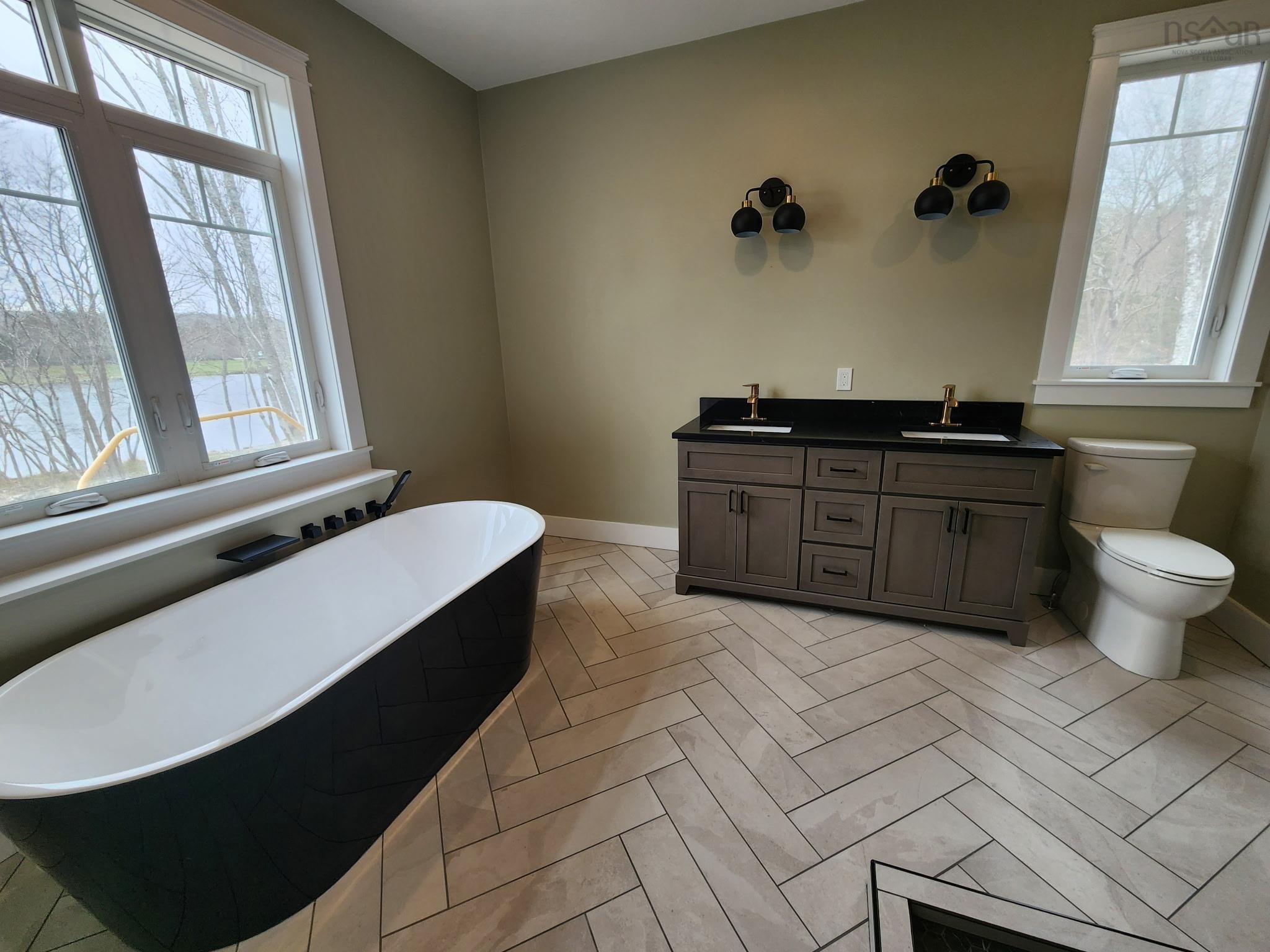 $867,500.00: 36 Belleville Road, Belleville North