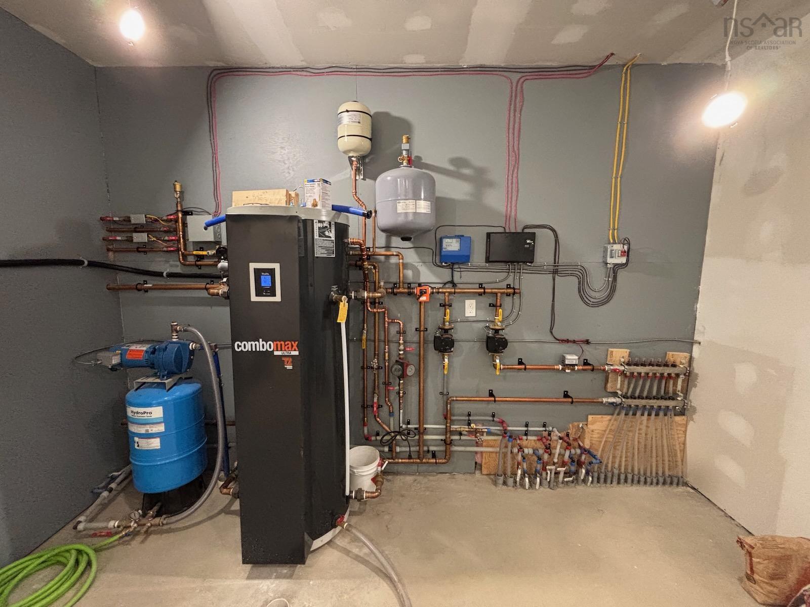 $867,500.00: 36 Belleville Road, Belleville North