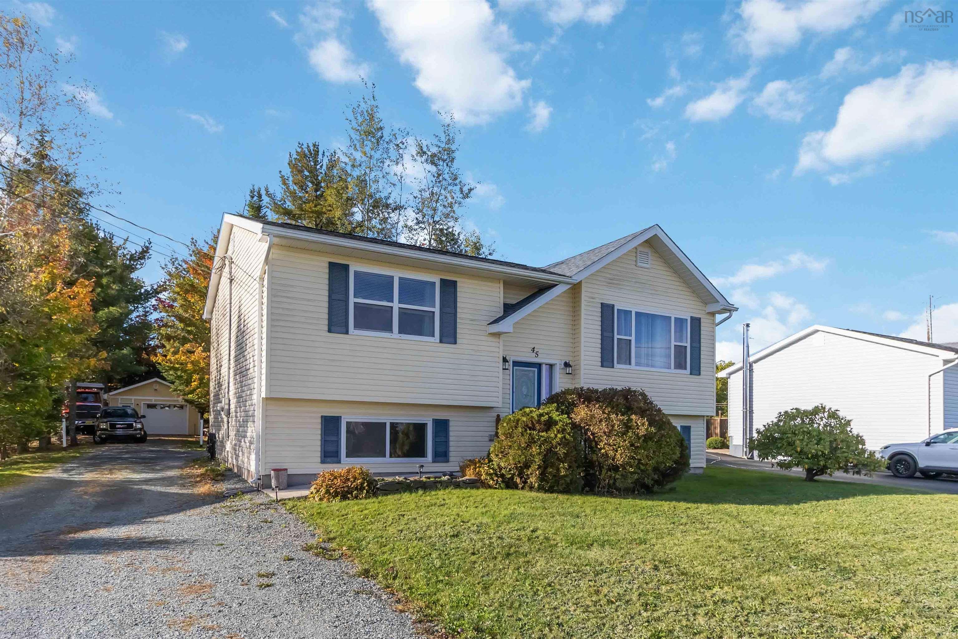 45 Grove Avenue, Beaver Bank, NS (MLS 202600057)