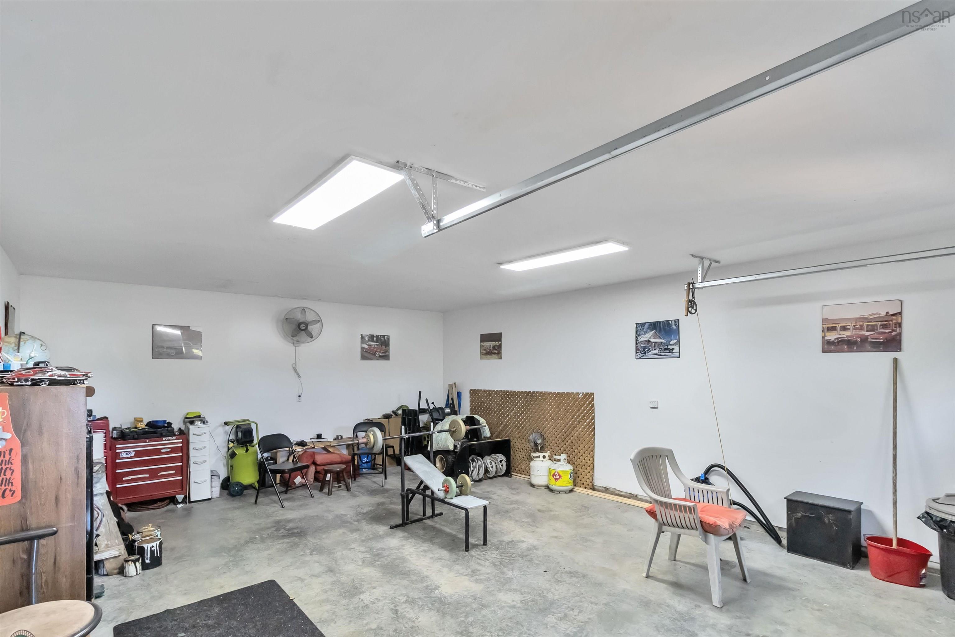 45 Grove Avenue, Beaver Bank, NS (MLS 202600057)