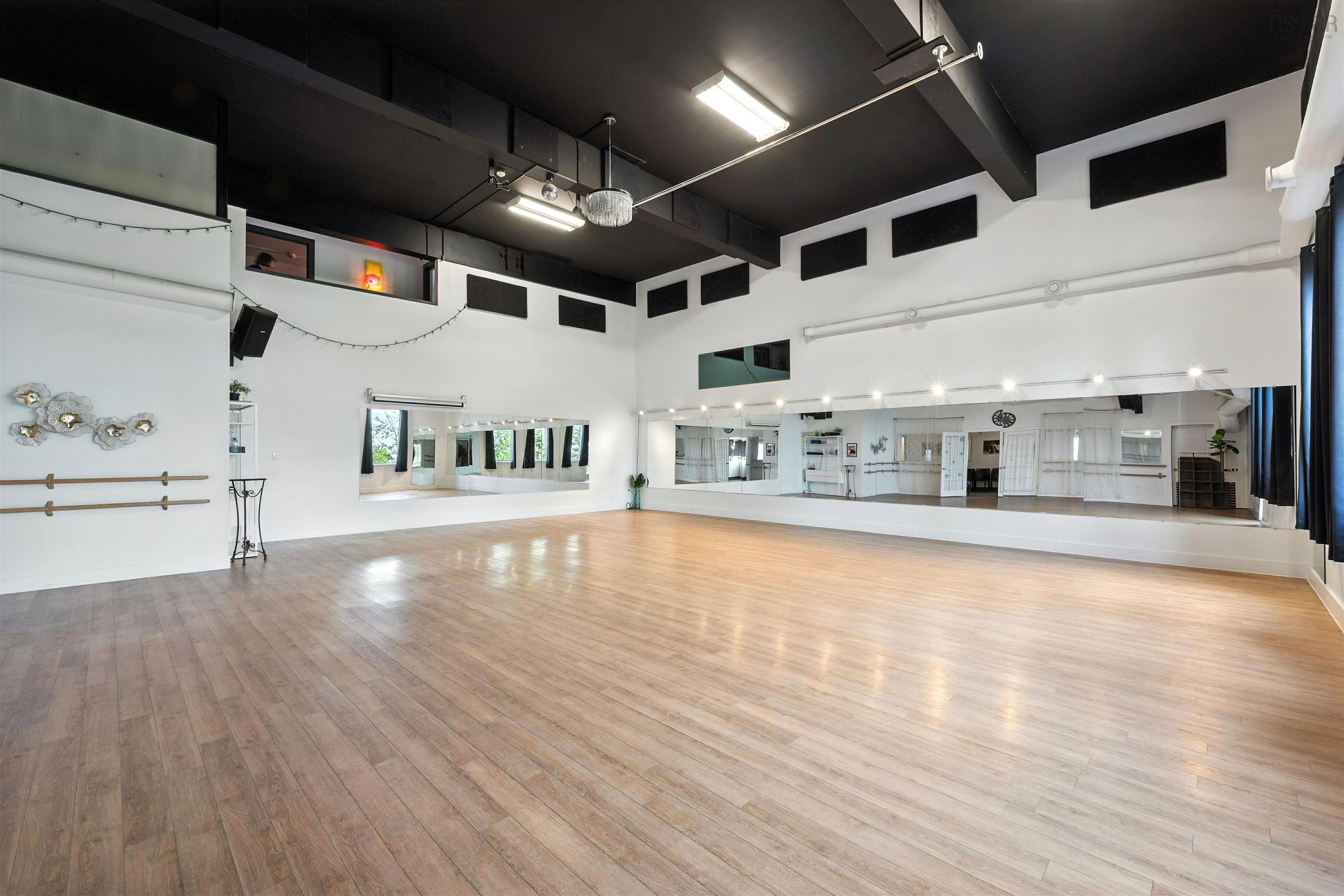 59 Mcquade Lake Crescent, Beechville, NS (MLS 202600063)