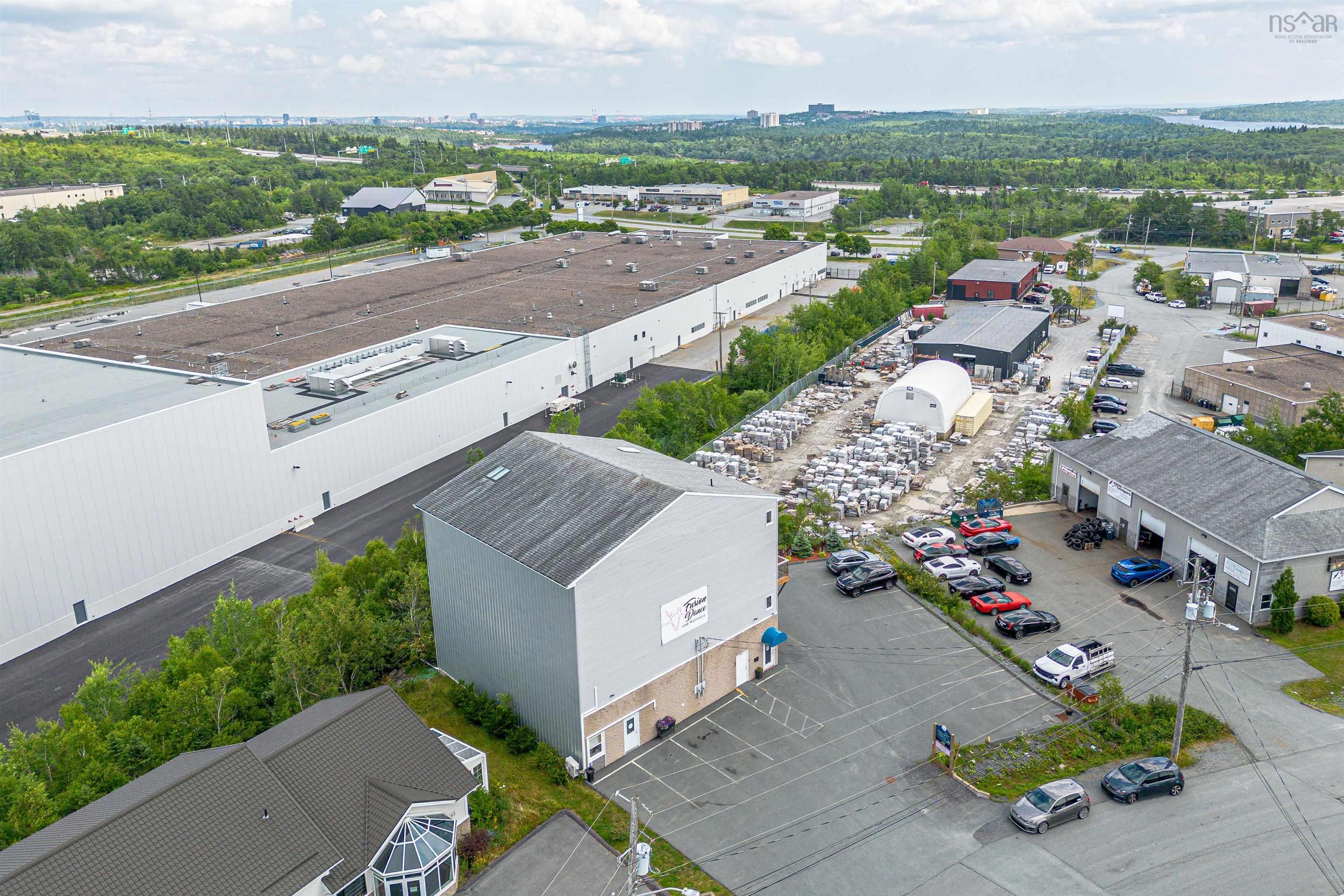 59 Mcquade Lake Crescent, Beechville, NS (MLS 202600063)