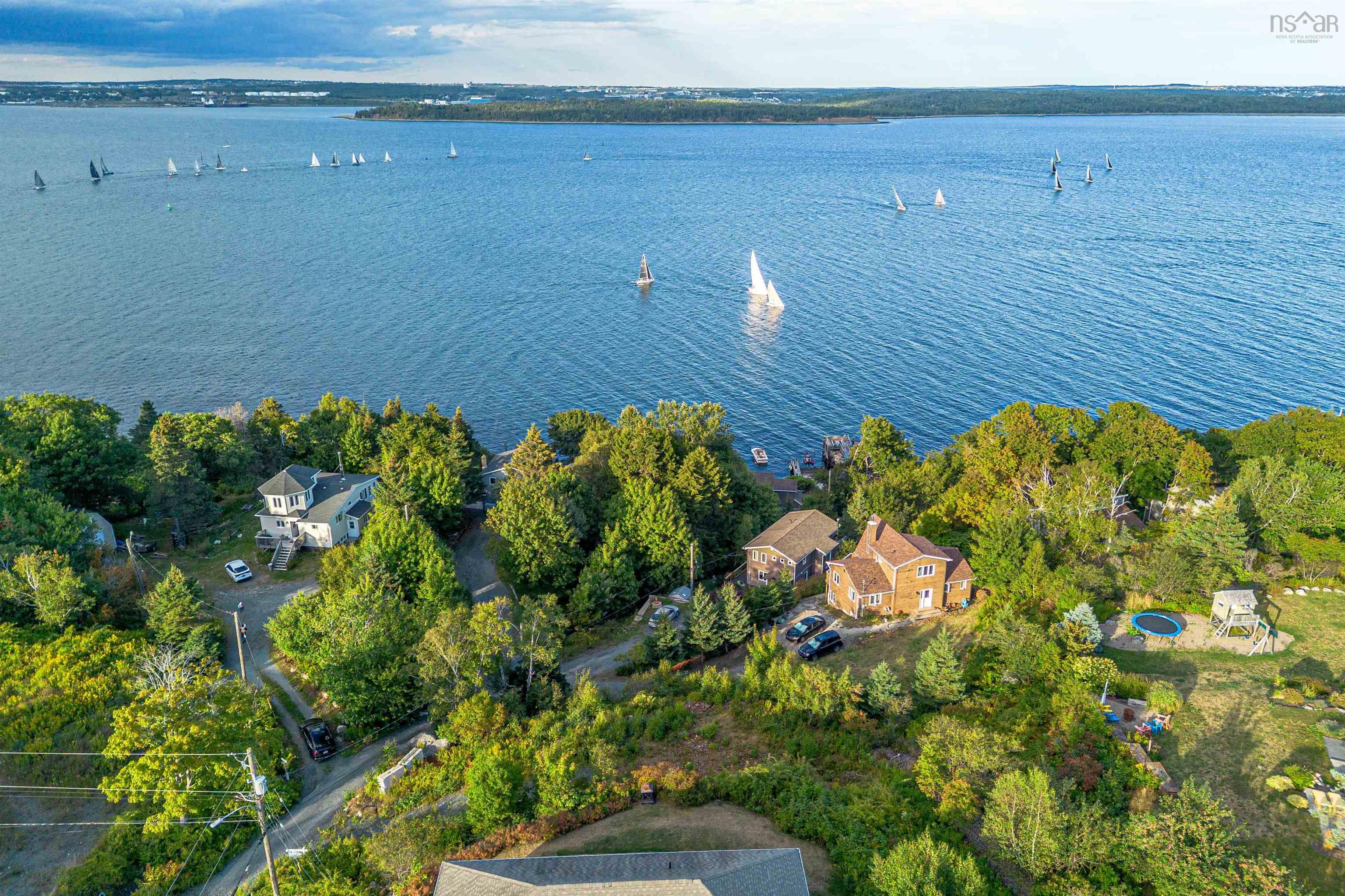 1 Faraday Lane, Fergusons Cove, NS (MLS 202600065)