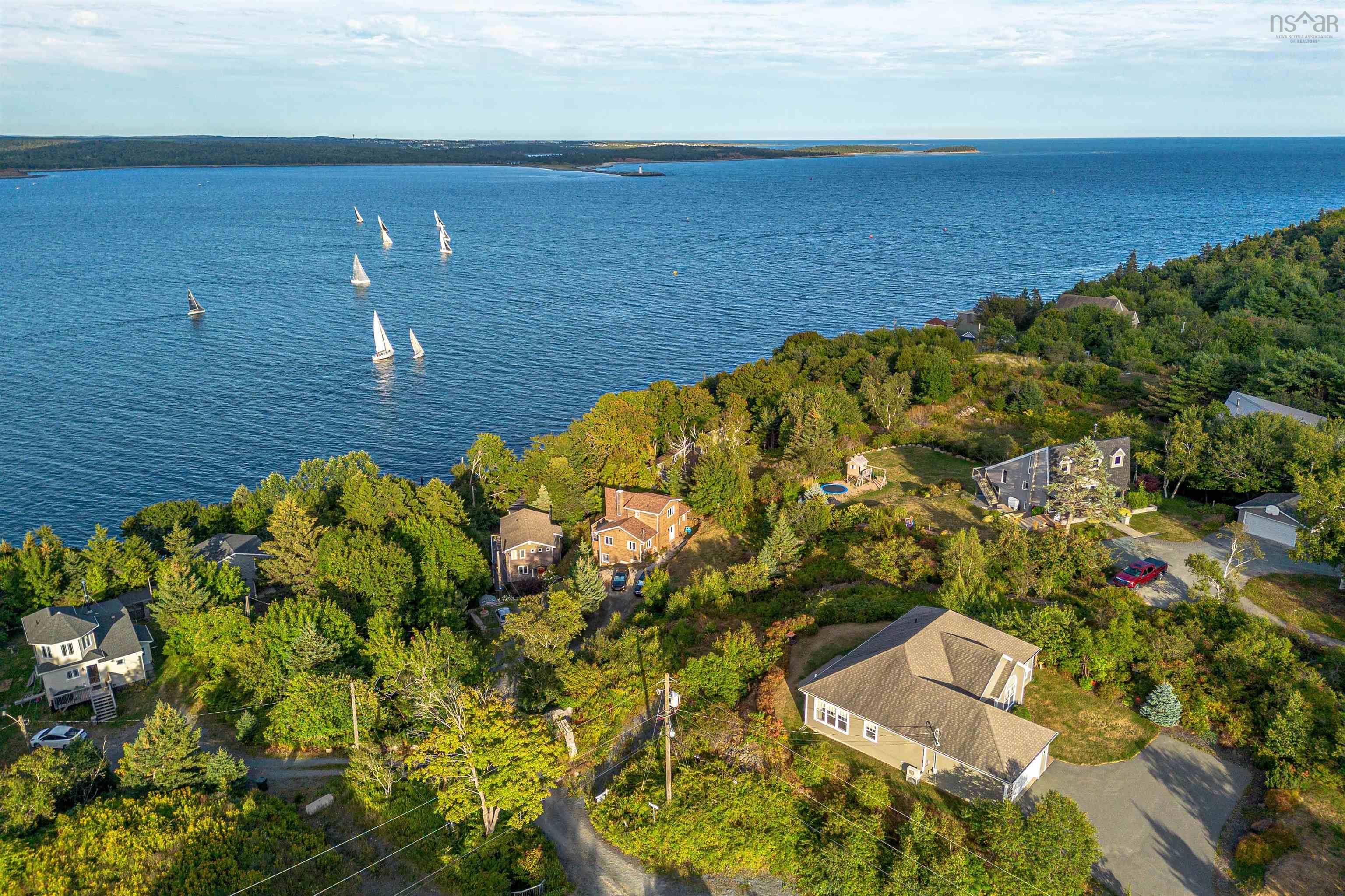 1 Faraday Lane, Fergusons Cove, NS (MLS 202600065)