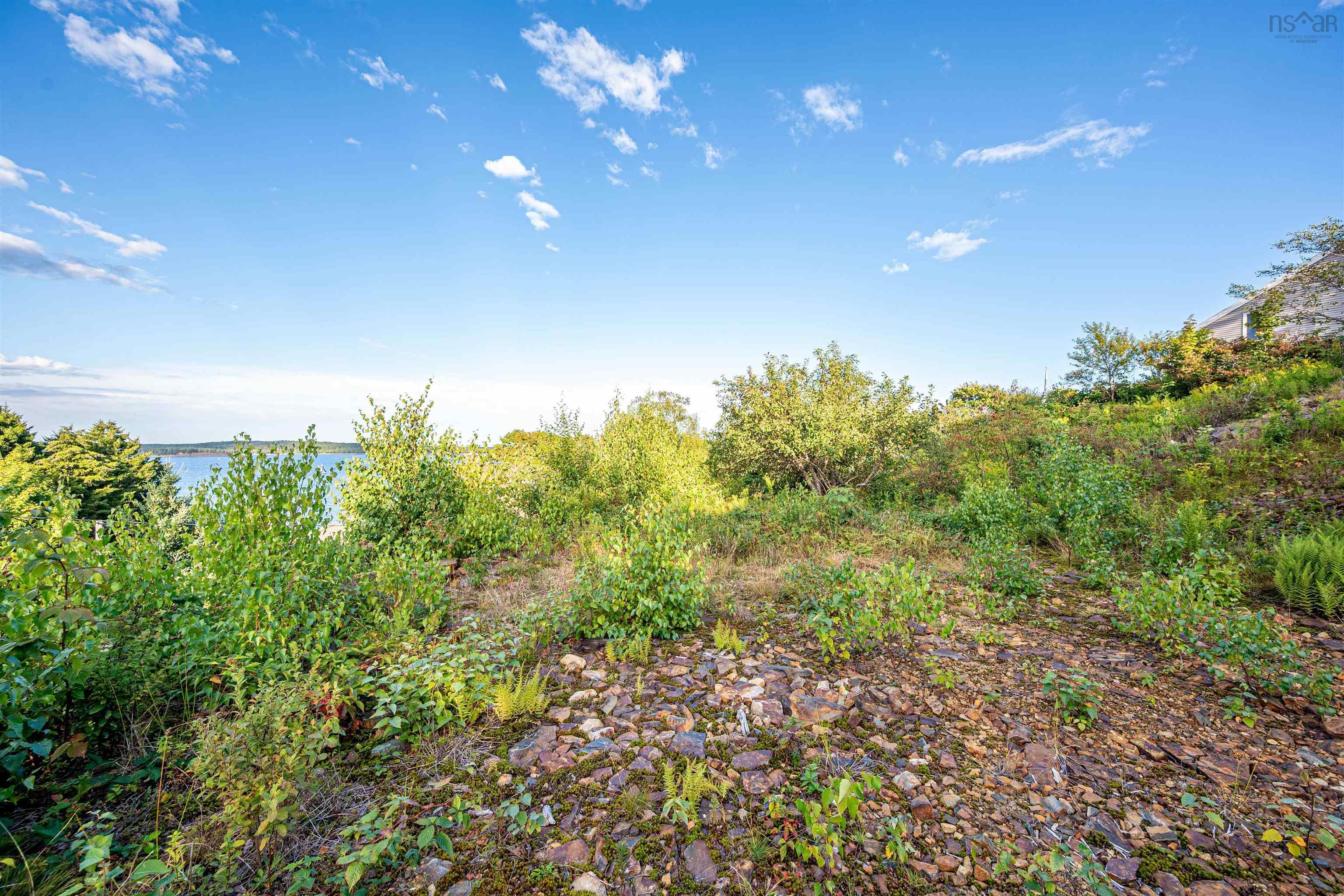 1 Faraday Lane, Fergusons Cove, NS (MLS 202600065)