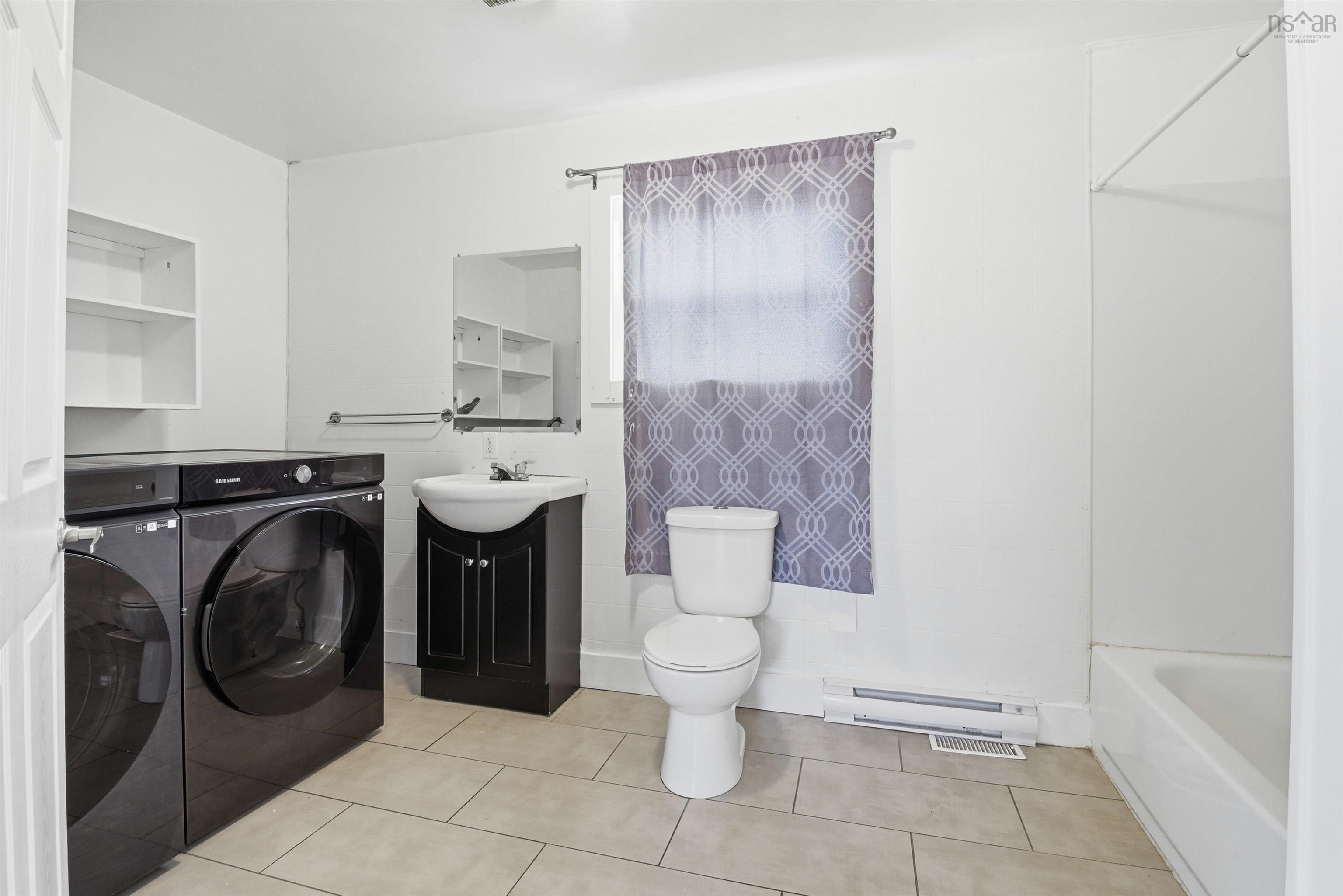 17 Lewis Street, Halifax, NS (MLS 202600066)