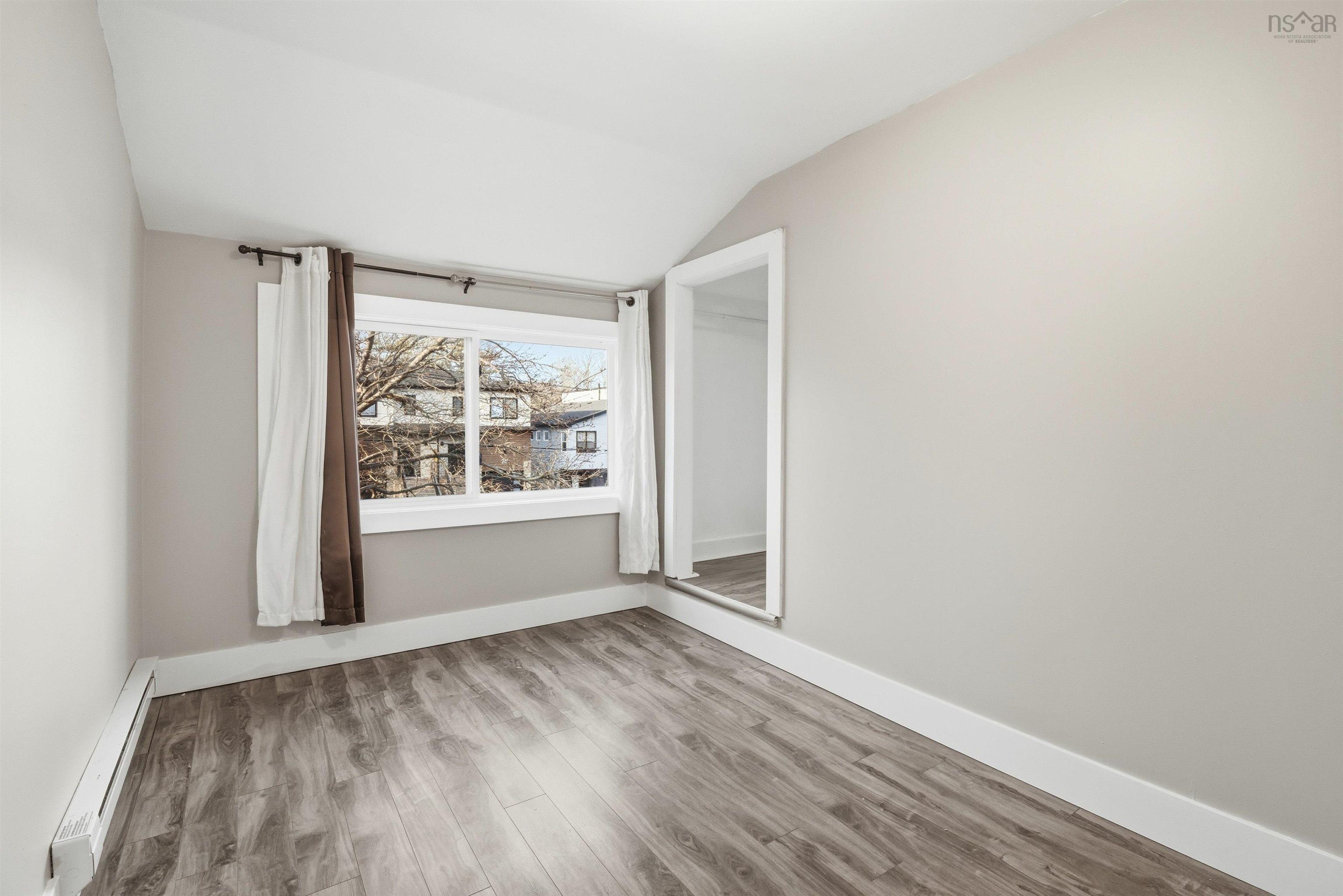 17 Lewis Street, Halifax, NS (MLS 202600066)