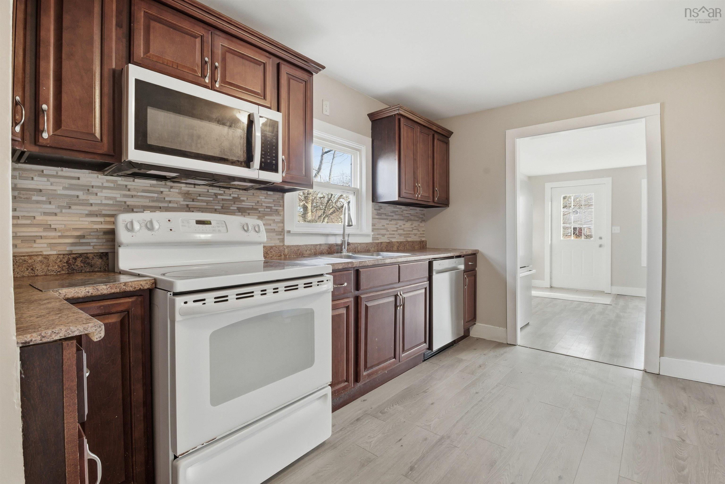 17 Lewis Street, Halifax, NS (MLS 202600066)