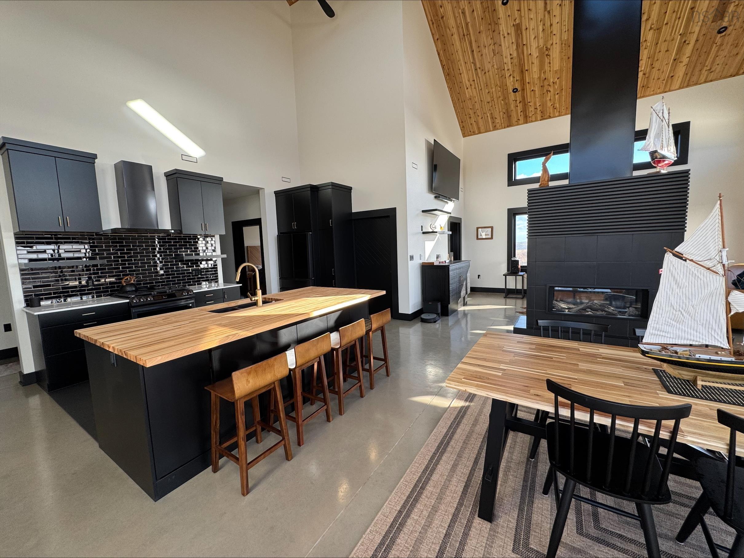 $876,000.00: 5295 Route 316, Charlos Cove