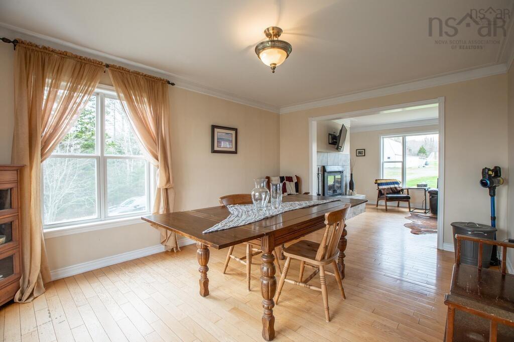 $699,900.00: 721 Indian Road, Nine Mile River