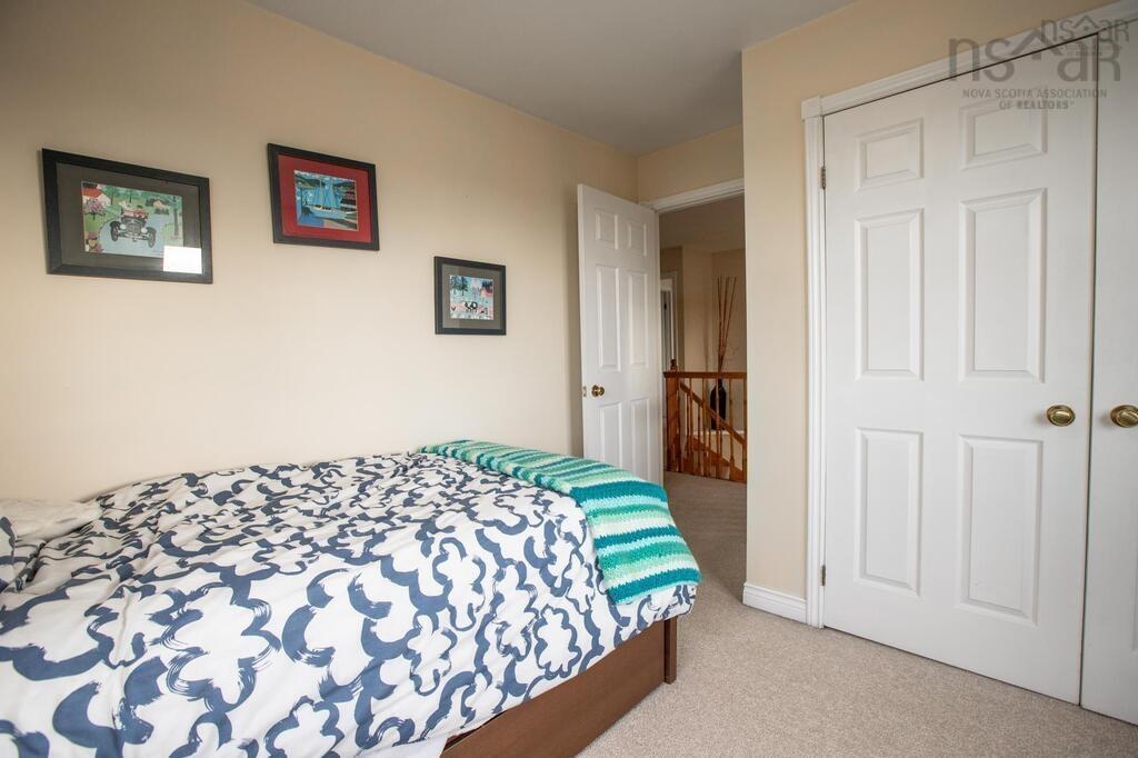 $699,900.00: 721 Indian Road, Nine Mile River