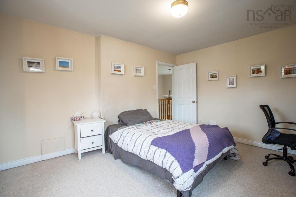 $699,900.00: 721 Indian Road, Nine Mile River