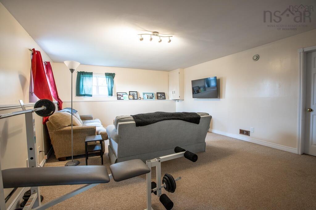 $699,900.00: 721 Indian Road, Nine Mile River