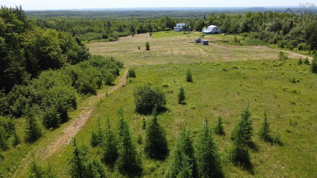 $699,900.00: 721 Indian Road, Nine Mile River