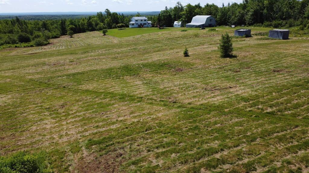 $699,900.00: 721 Indian Road, Nine Mile River