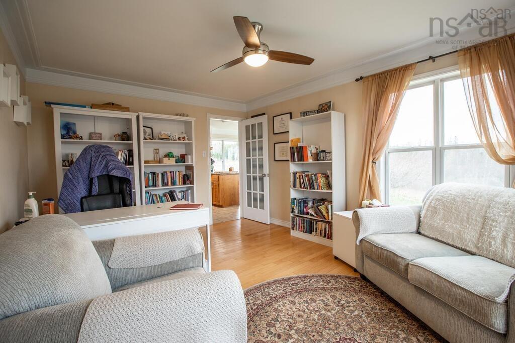 $699,900.00: 721 Indian Road, Nine Mile River