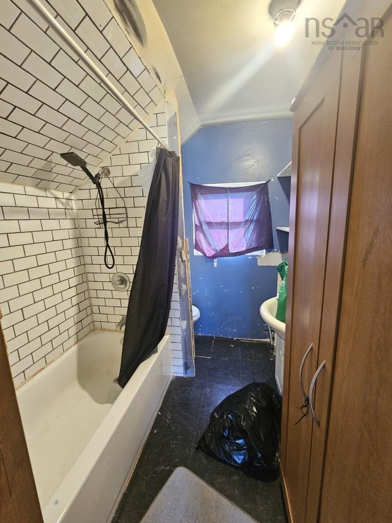 $123,000.00: 35 School Street, Glace Bay