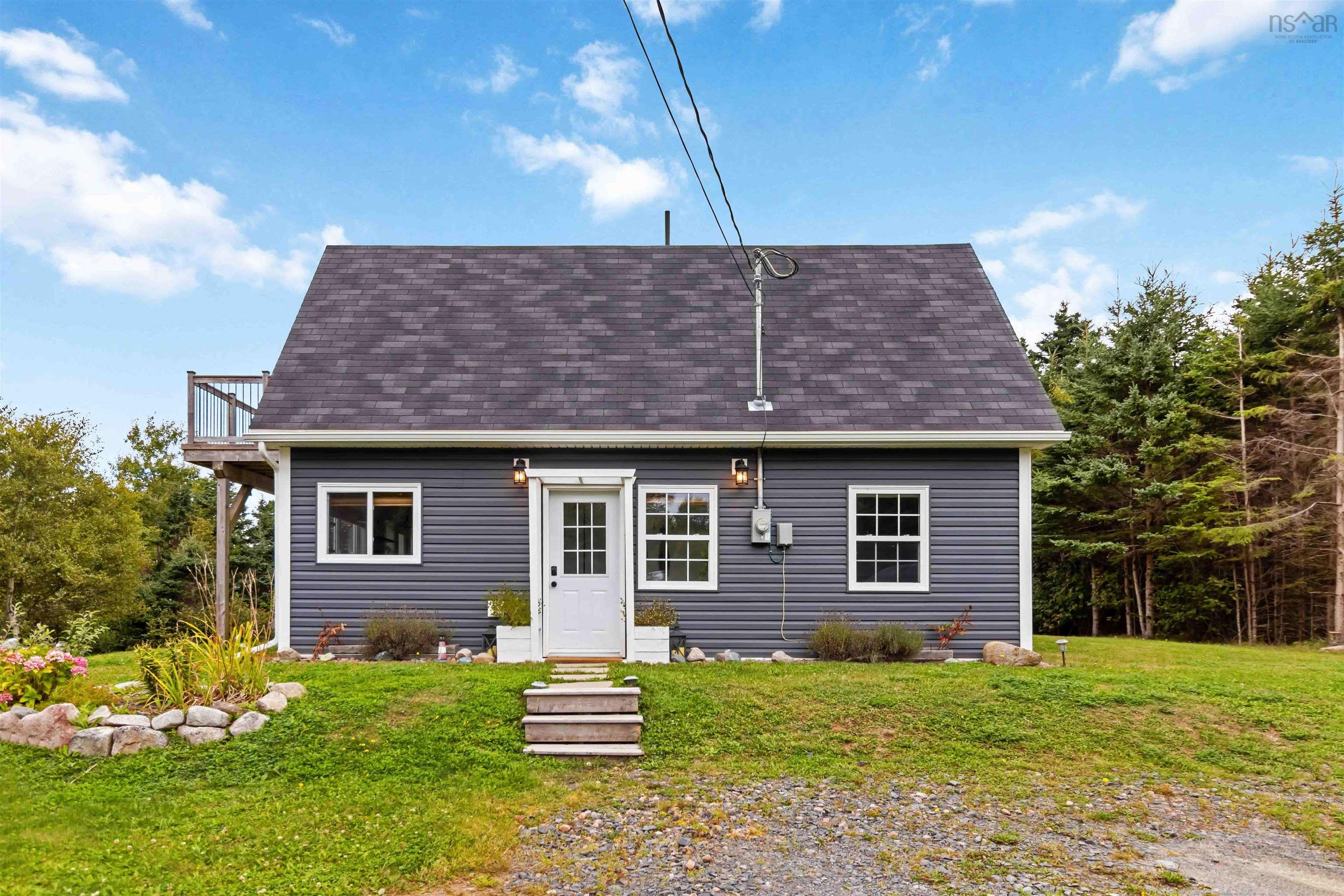 15 Amys Drive, Hackett's Cove, NS (MLS 202600083)