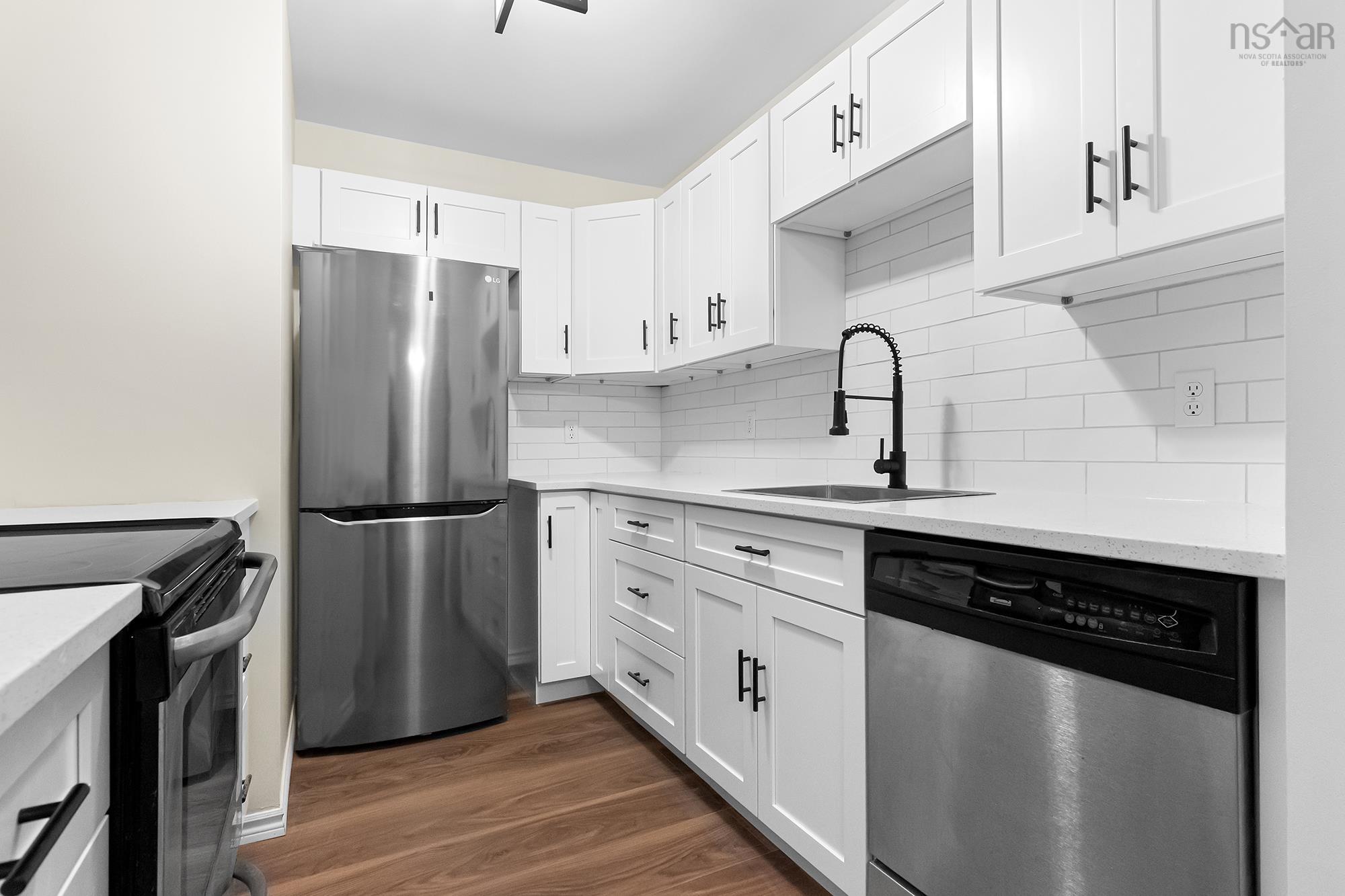 523 42 Hammonds Plains Road, Bedford, NS (MLS 202600101)