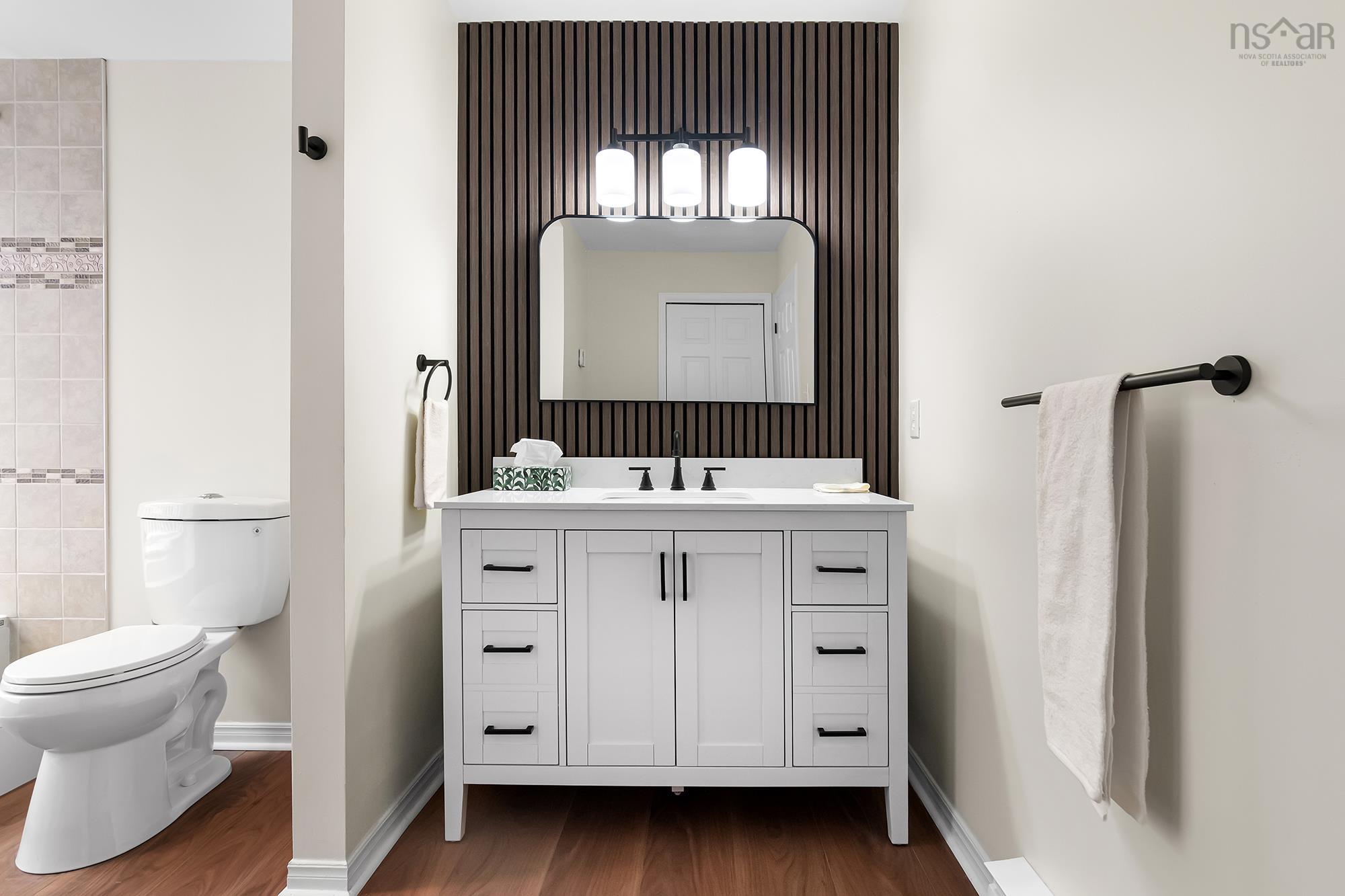 523 42 Hammonds Plains Road, Bedford, NS (MLS 202600101)