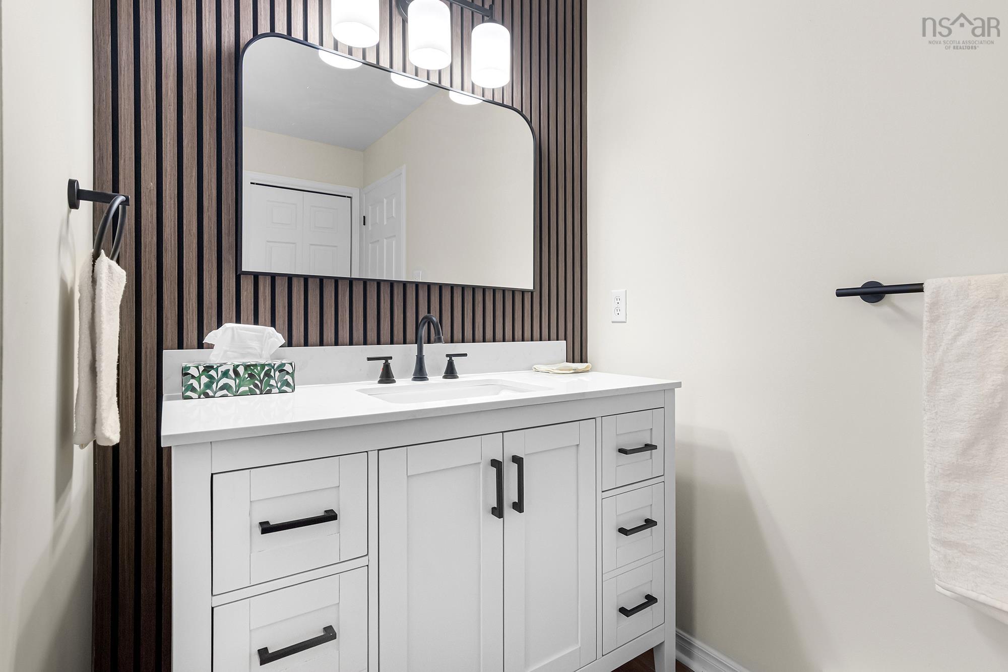 523 42 Hammonds Plains Road, Bedford, NS (MLS 202600101)