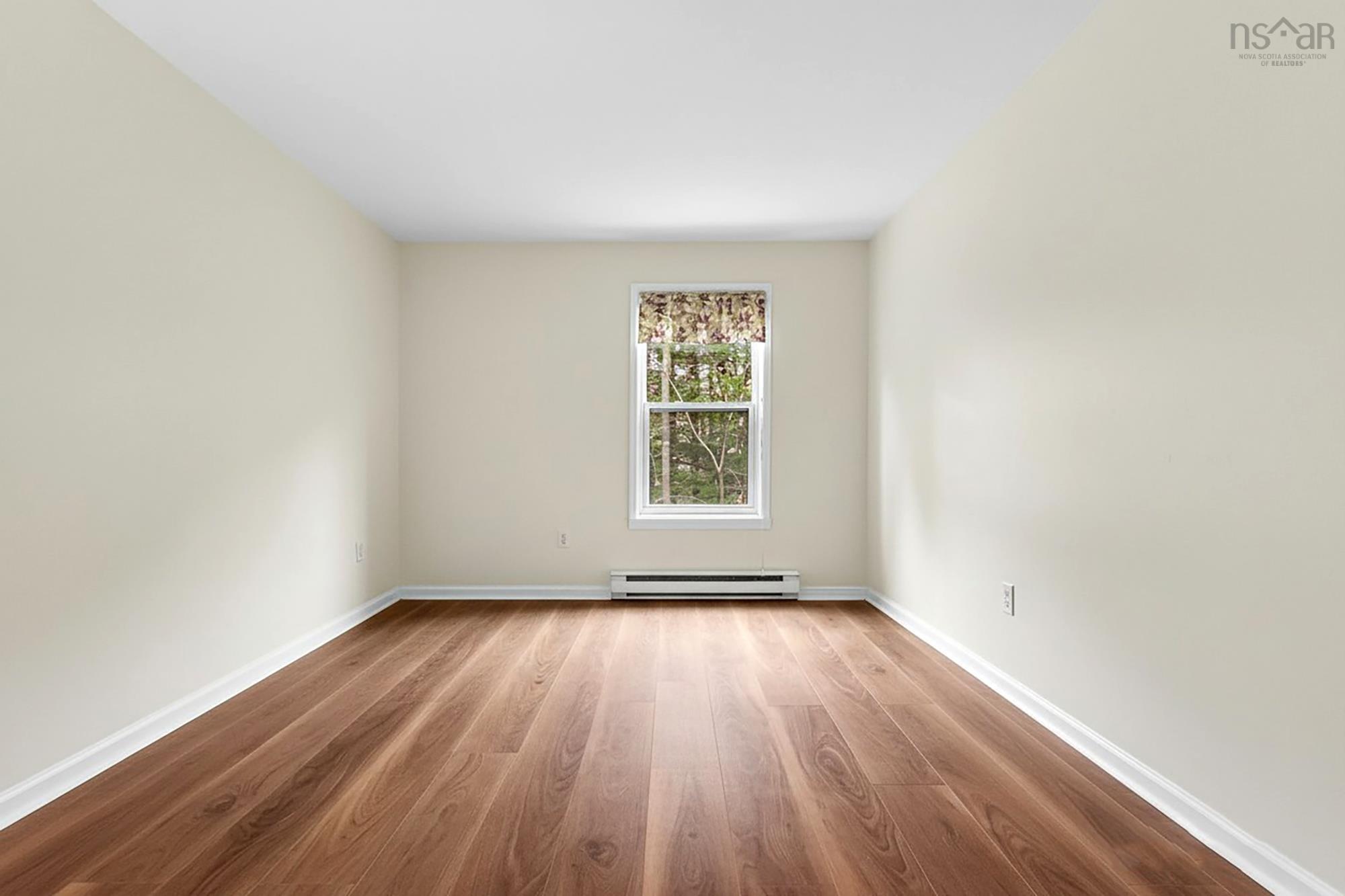 523 42 Hammonds Plains Road, Bedford, NS (MLS 202600101)