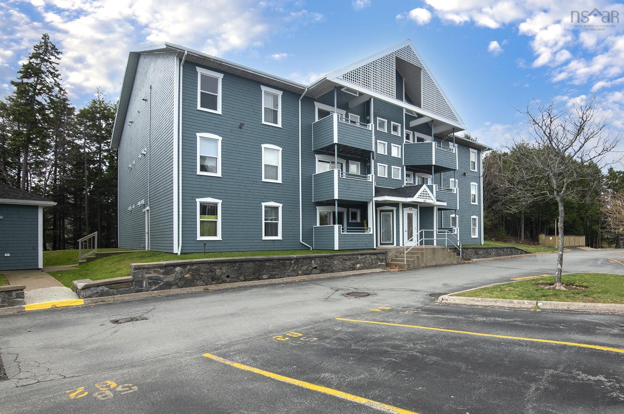 523 42 Hammonds Plains Road, Bedford, NS (MLS 202600101)