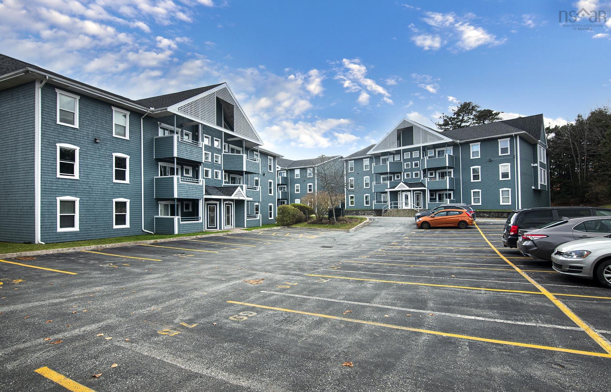 523 42 Hammonds Plains Road, Bedford, NS (MLS 202600101)