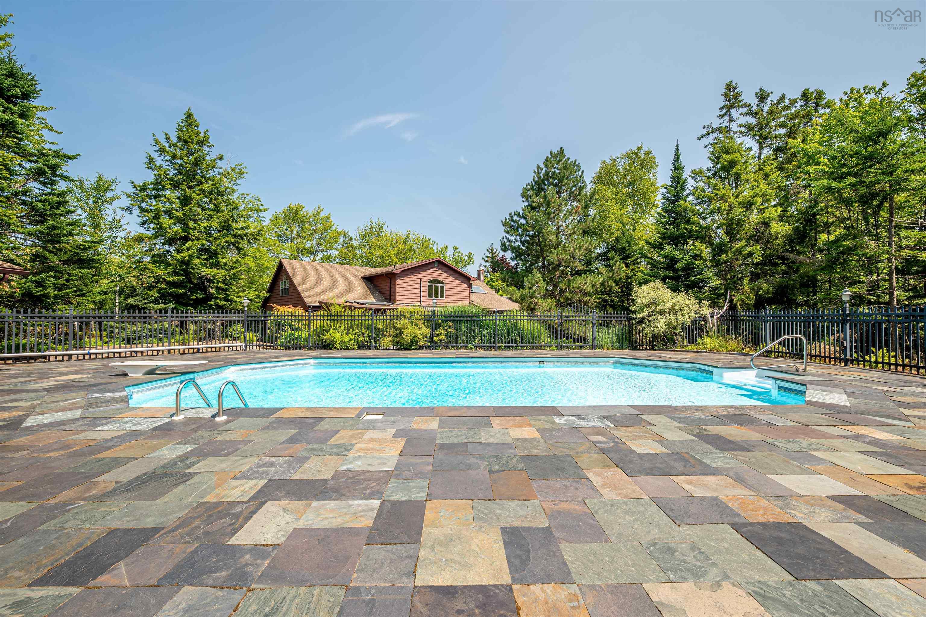 39 Cedar Street, Stellarton, NS (MLS 202600102)