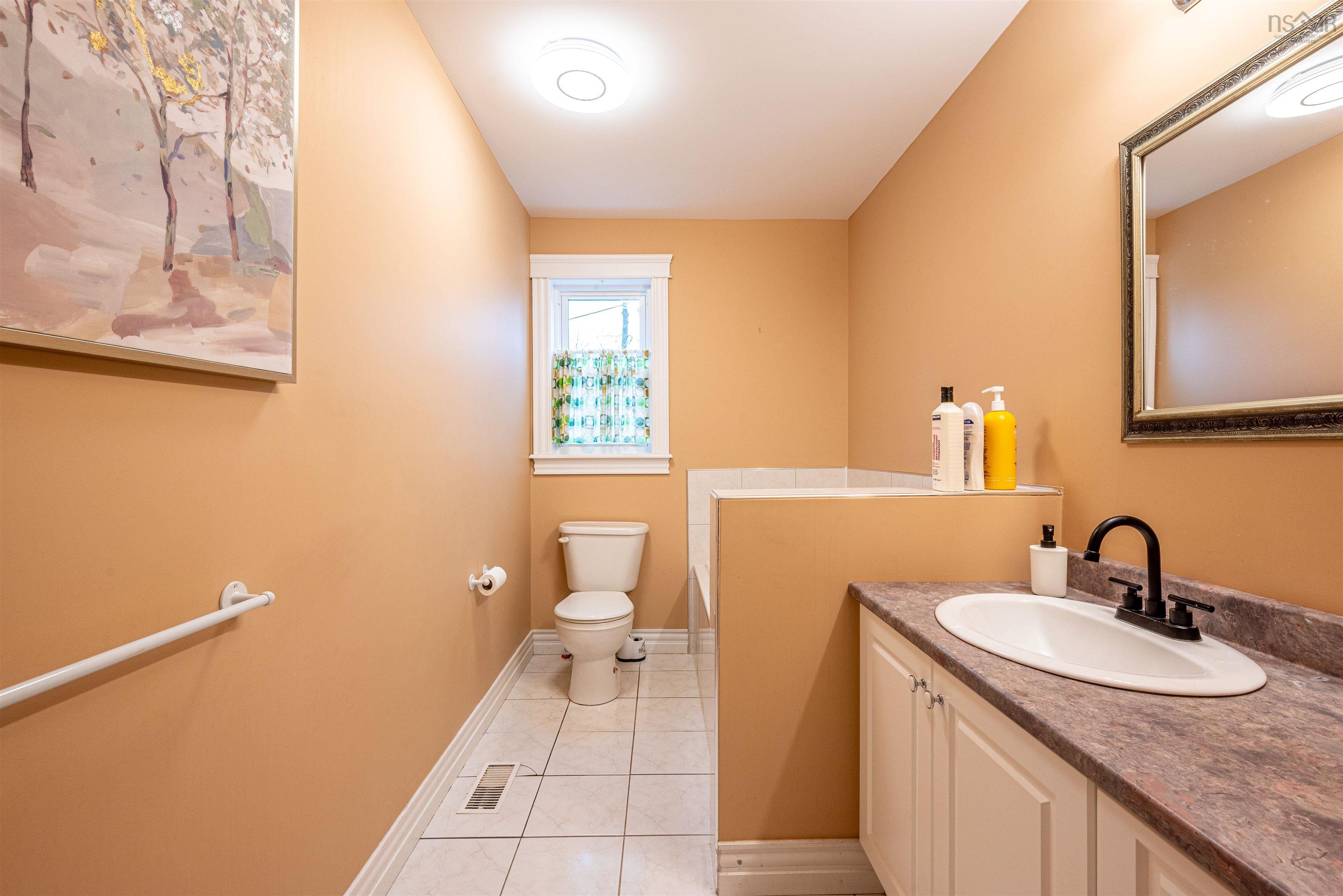 35 Granter Road, Bedford, NS (MLS 202600138)