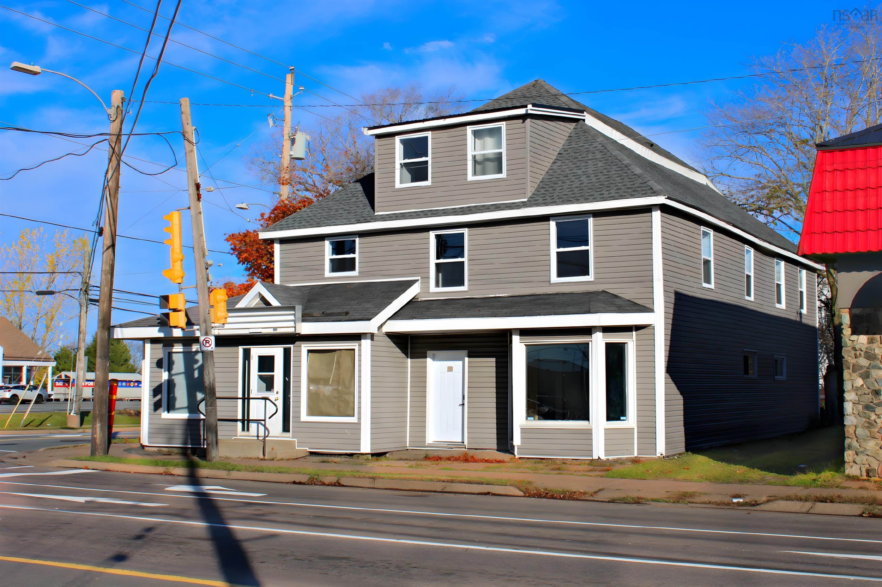 1 Queen Street, Truro, NS (MLS 202600139)