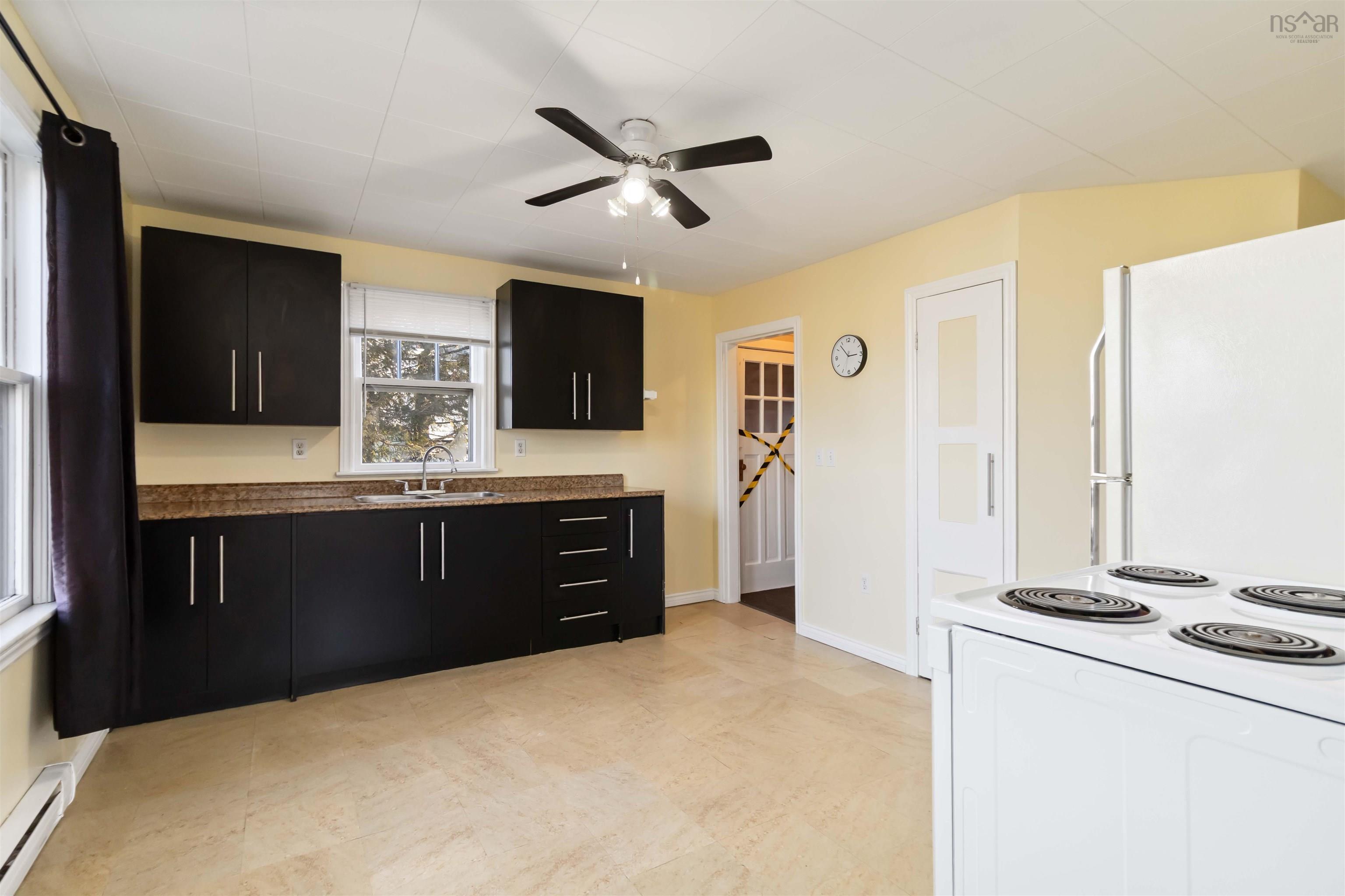 1544 St Margarets Bay Road, Lakeside, NS (MLS 202600148)