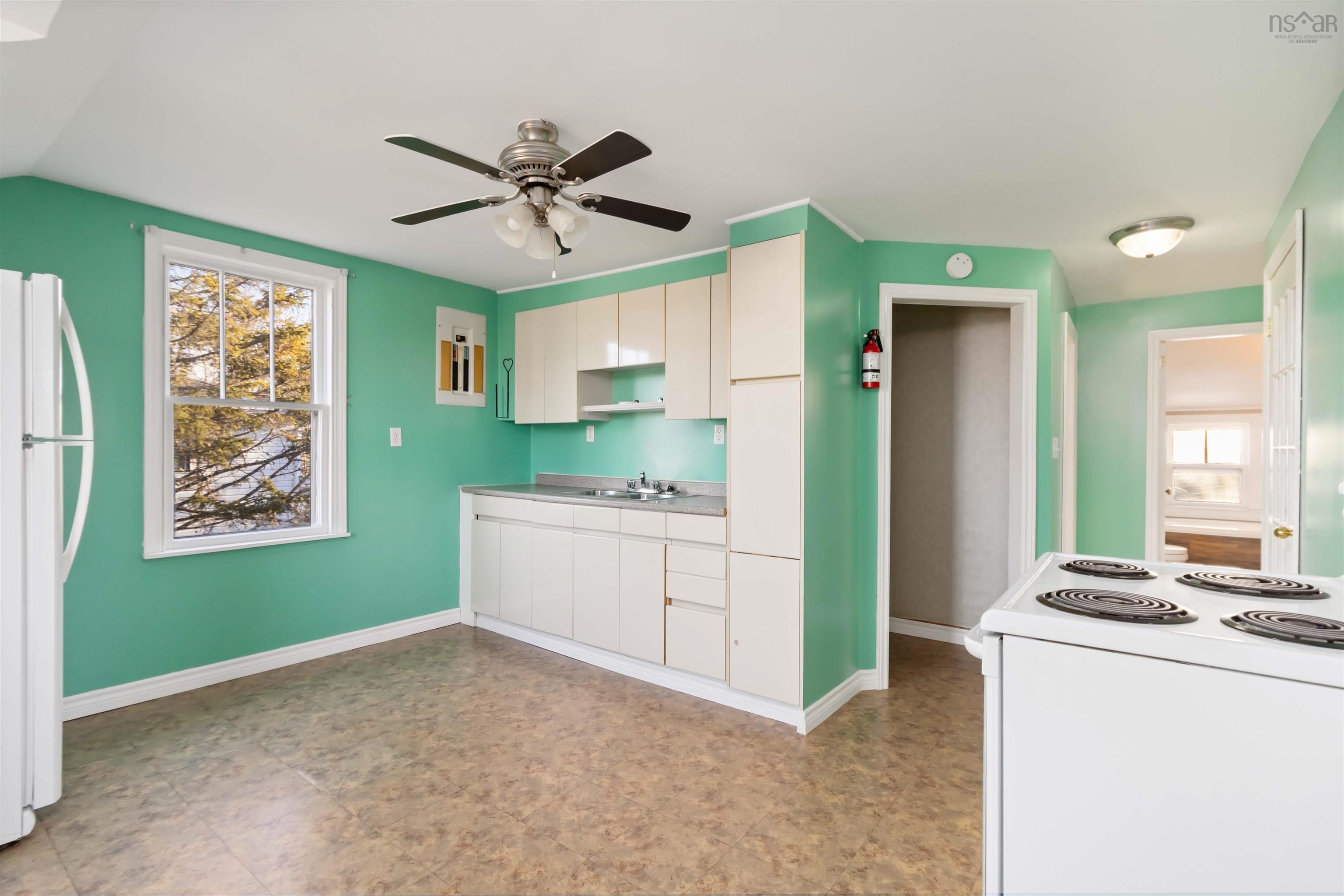 1544 St Margarets Bay Road, Lakeside, NS (MLS 202600148)