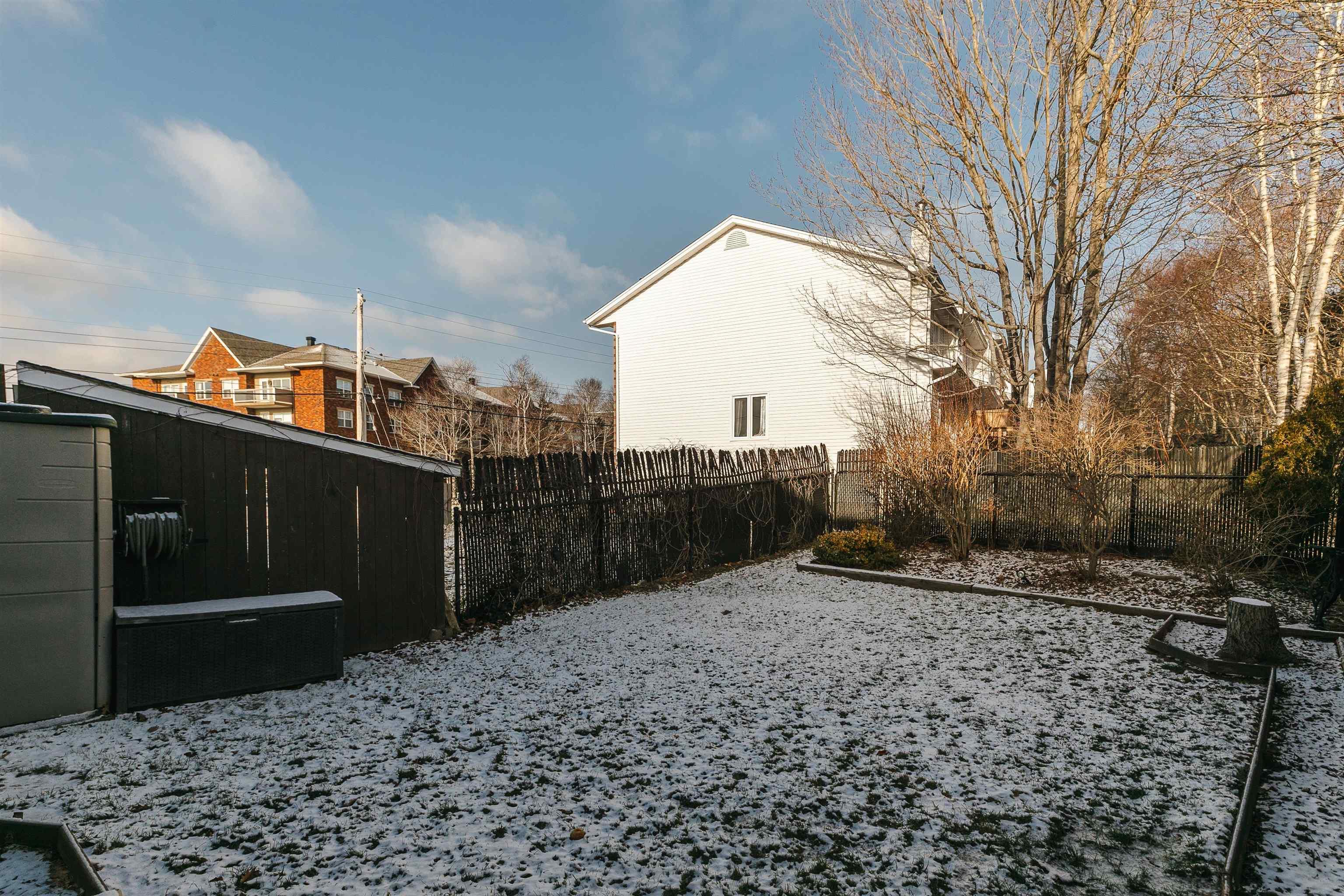 20 Russell Lake Drive, Dartmouth, NS (MLS 202600217)