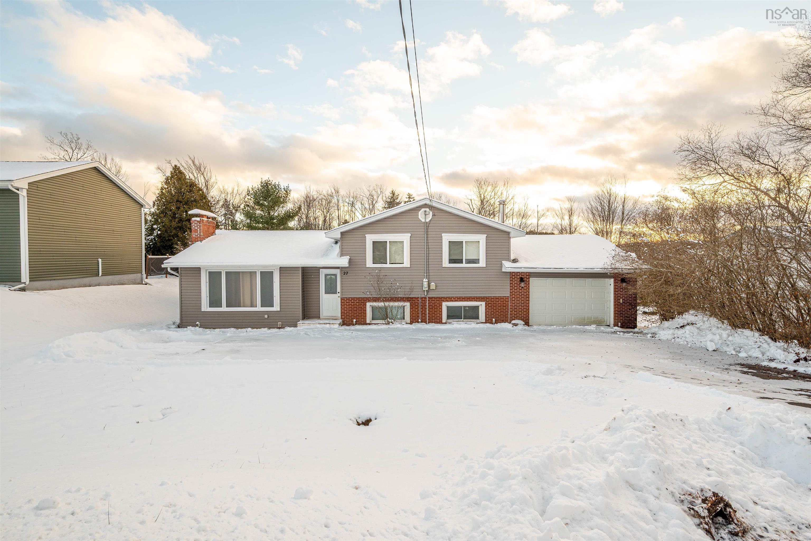 27 Grove Avenue, Beaver Bank, NS (MLS 202600268)