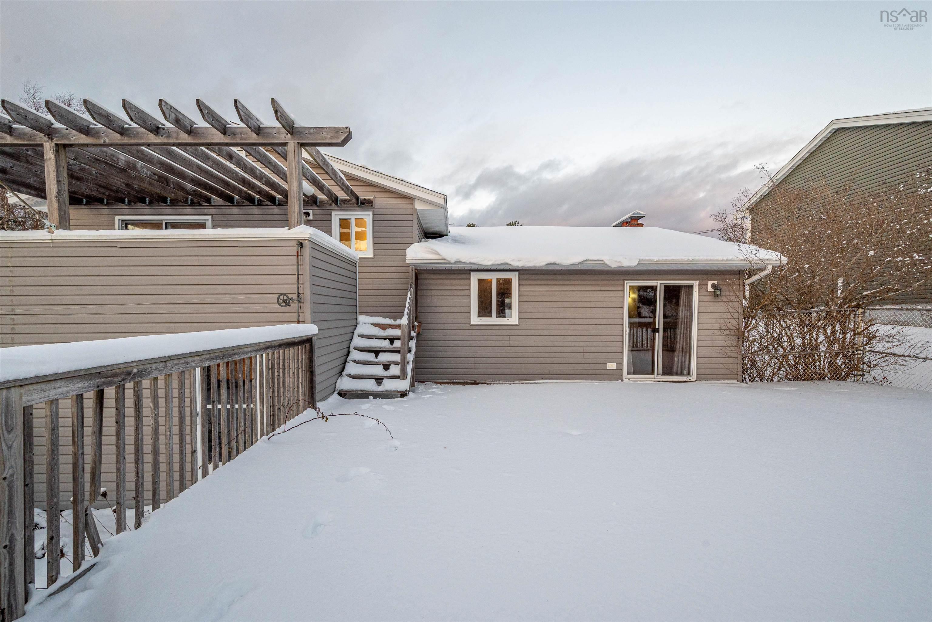 27 Grove Avenue, Beaver Bank, NS (MLS 202600268)