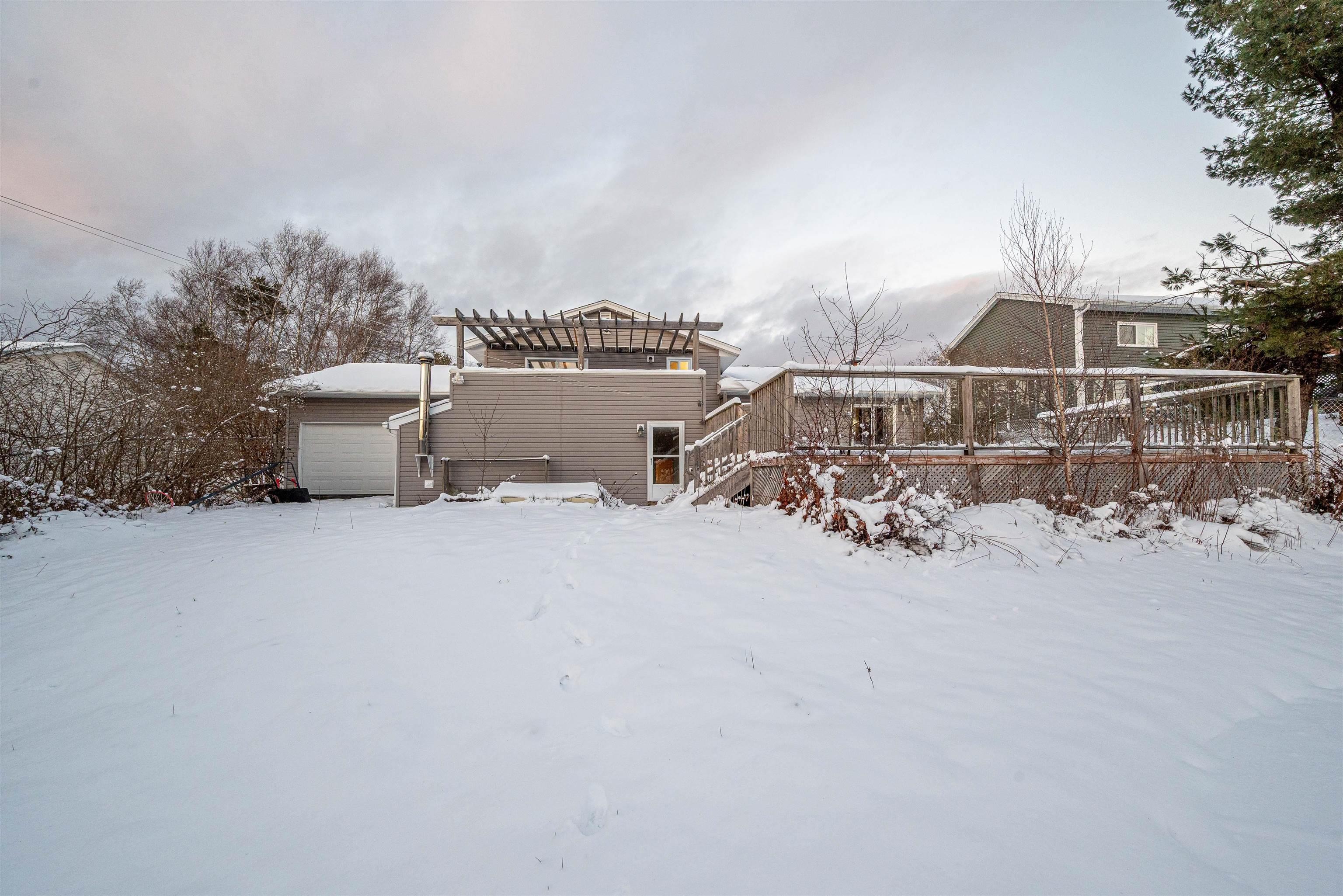 27 Grove Avenue, Beaver Bank, NS (MLS 202600268)