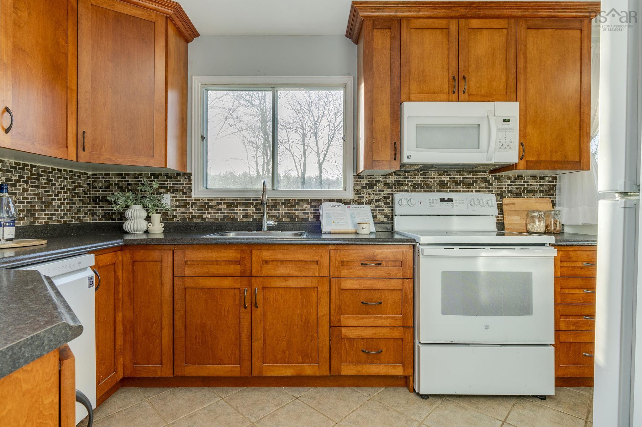 74 Circassion Drive, Dartmouth, NS (MLS 202600290)