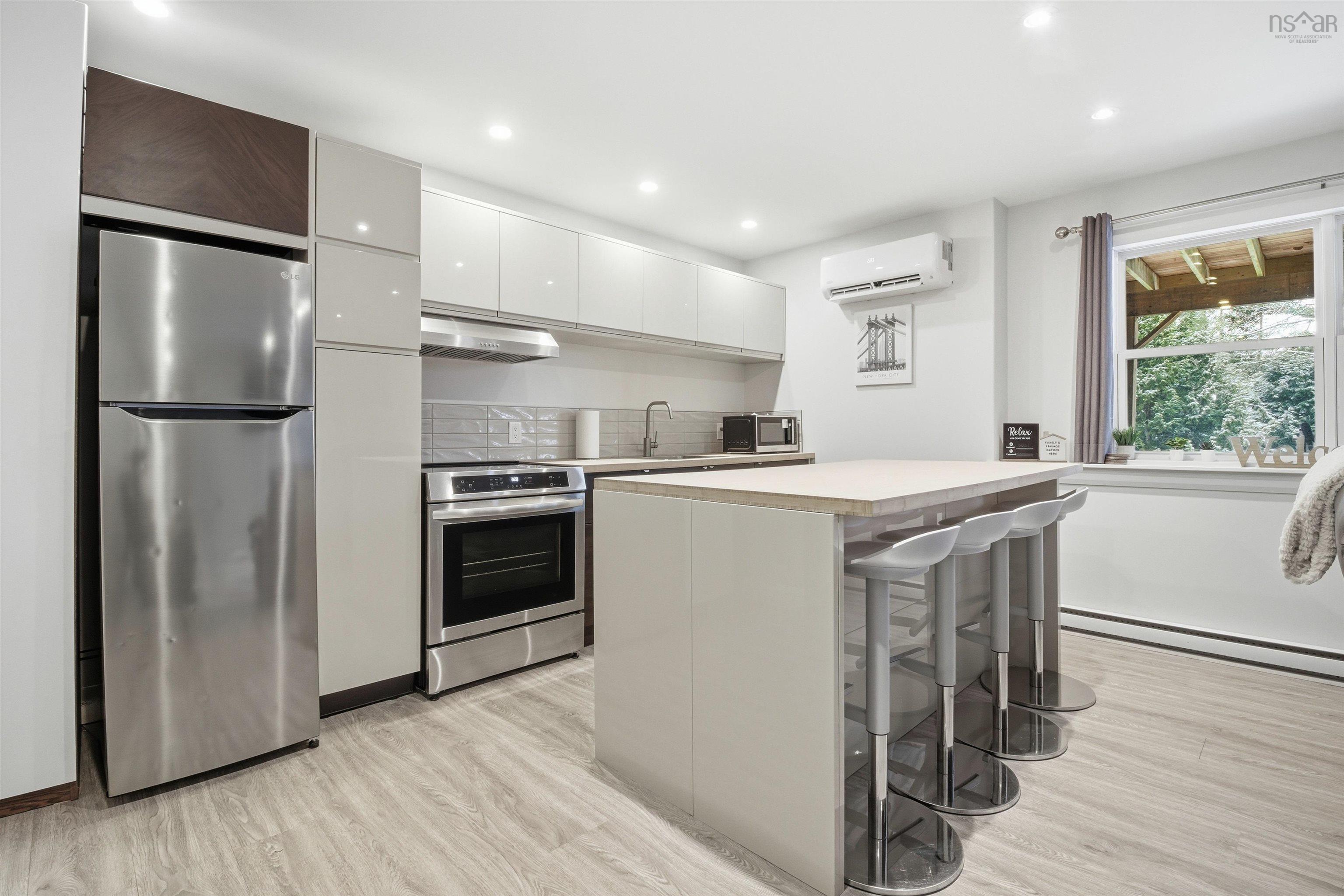 254 Laurel Ridge Drive, Beaver Bank, NS (MLS 202600307)