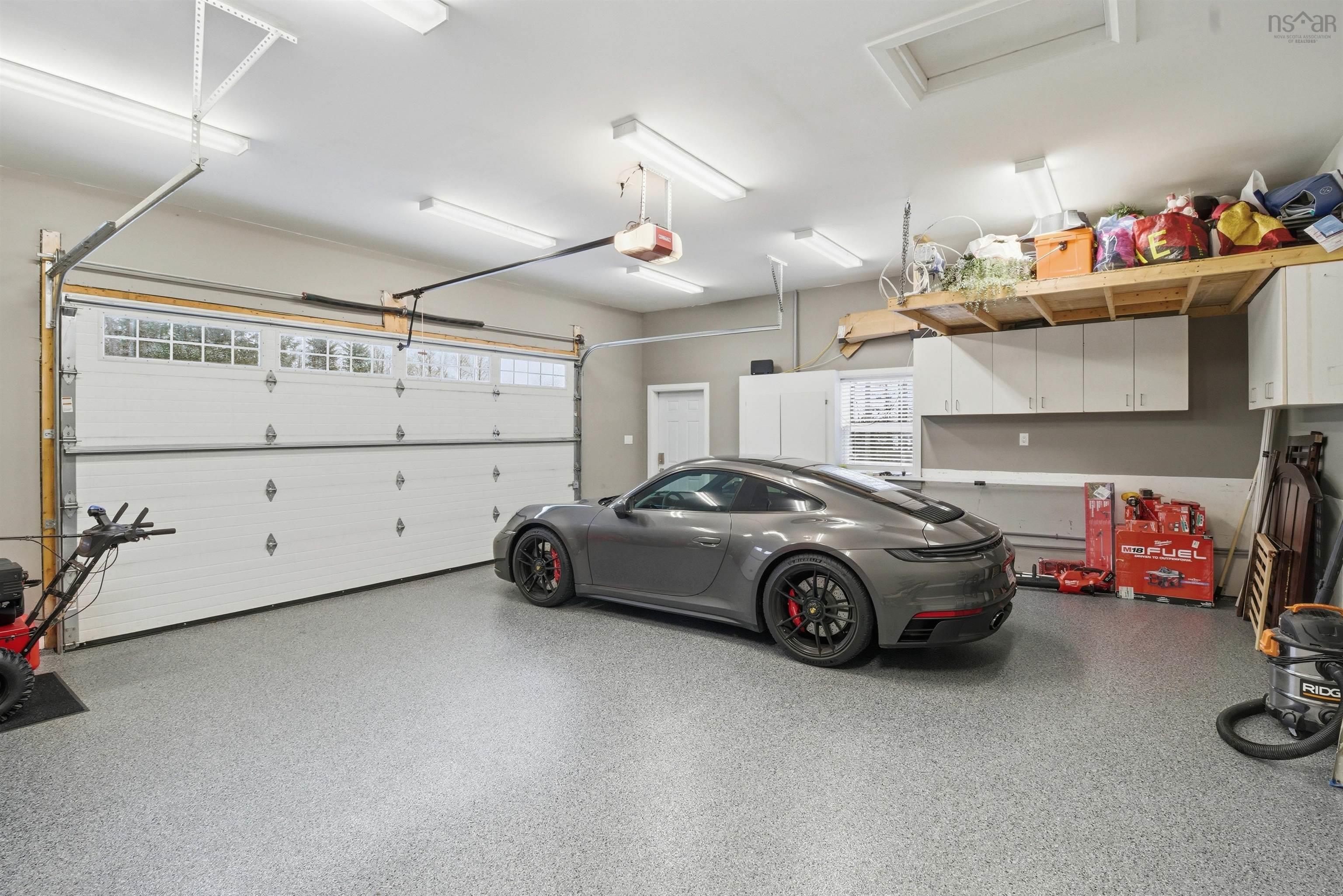 254 Laurel Ridge Drive, Beaver Bank, NS (MLS 202600307)