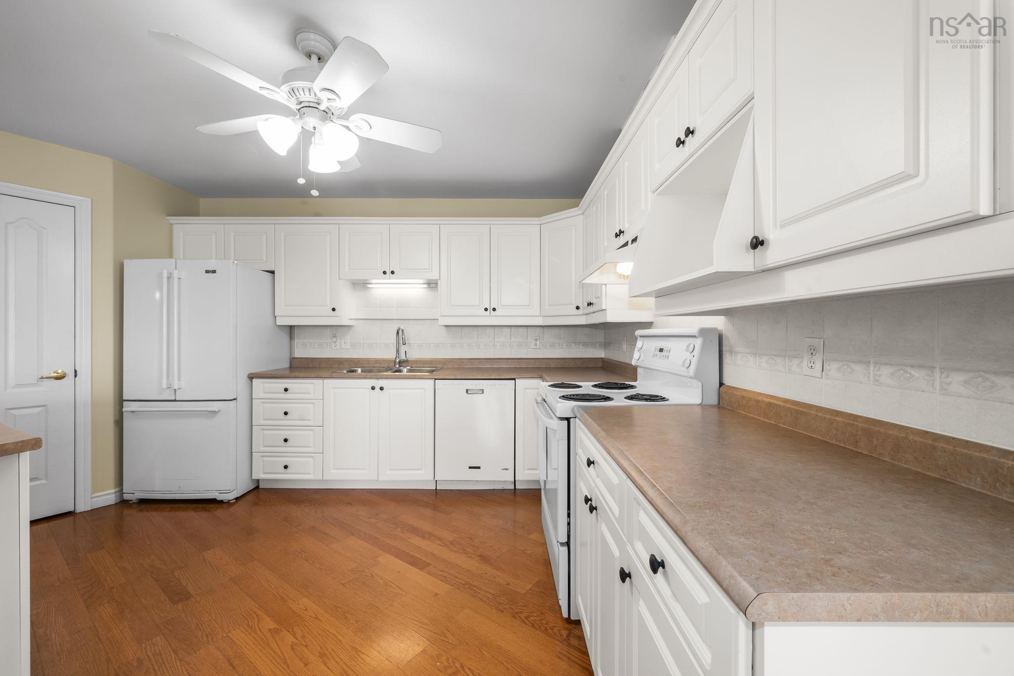 402 114 Regency Park Drive, Halifax, NS (MLS 202600381)