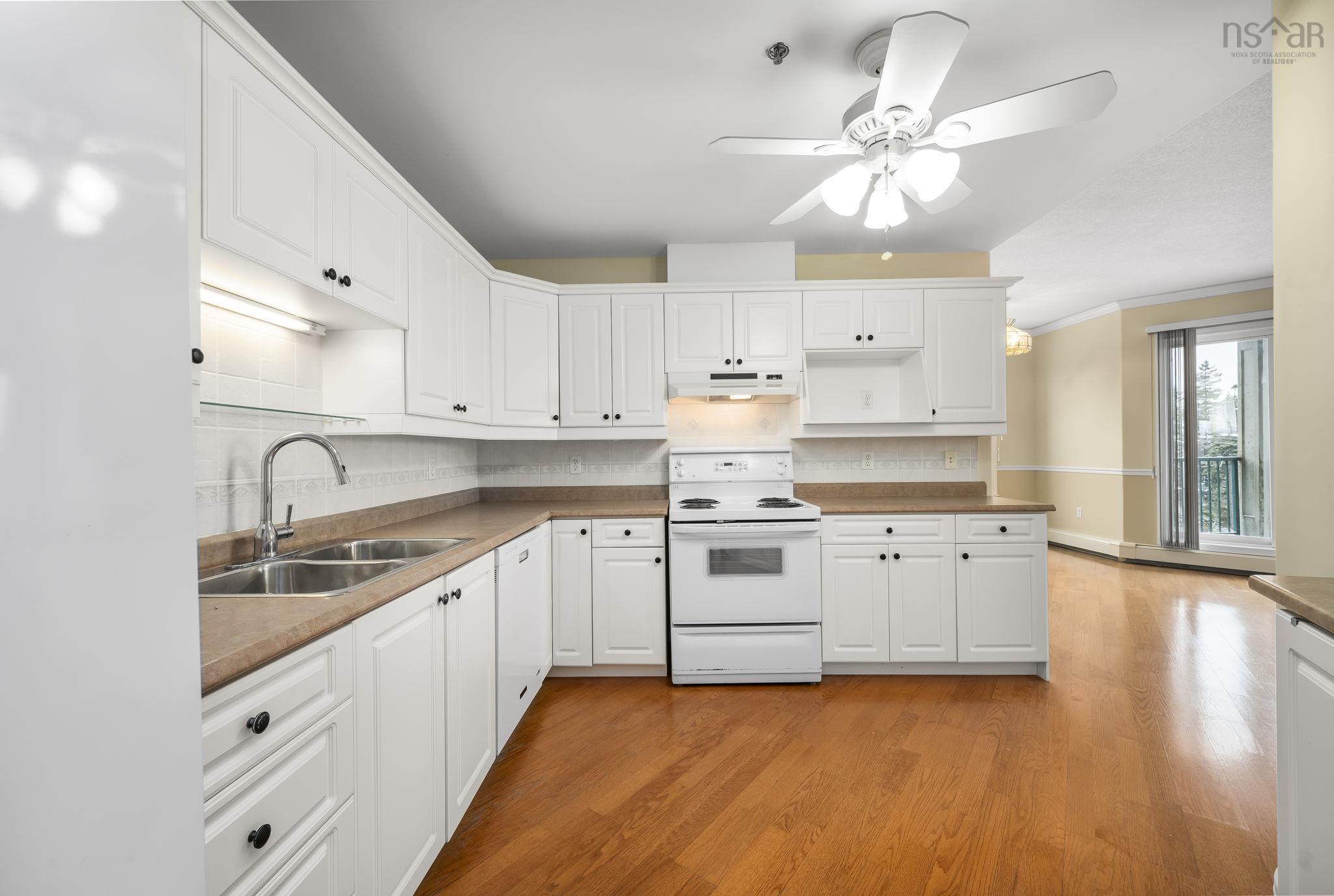 402 114 Regency Park Drive, Halifax, NS (MLS 202600381)