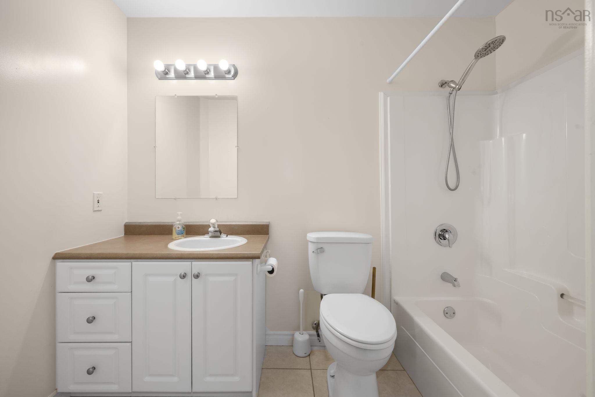 402 114 Regency Park Drive, Halifax, NS (MLS 202600381)