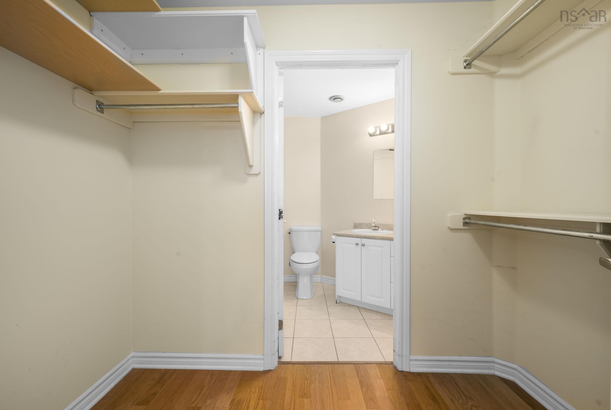 402 114 Regency Park Drive, Halifax, NS (MLS 202600381)