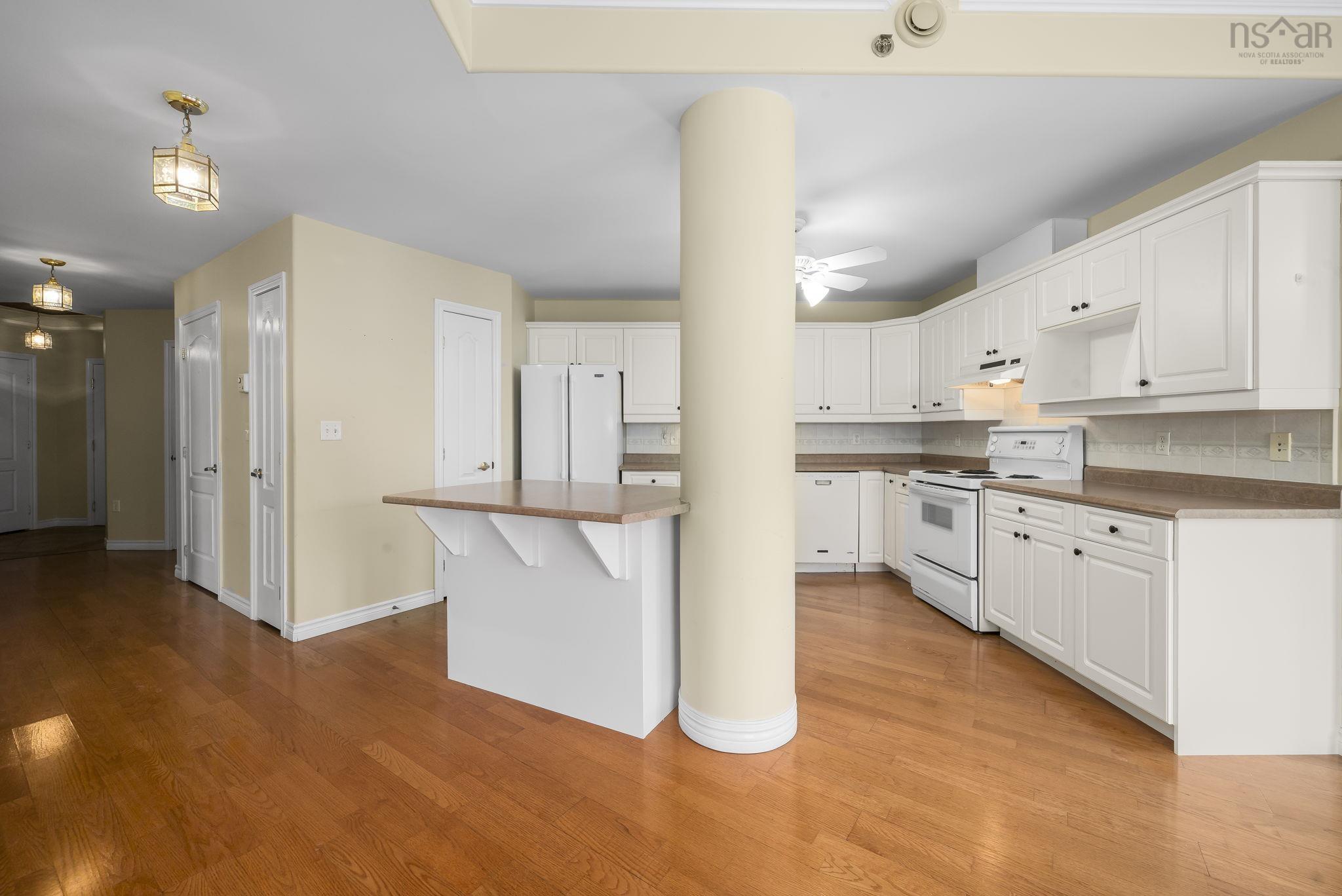 402 114 Regency Park Drive, Halifax, NS (MLS 202600381)