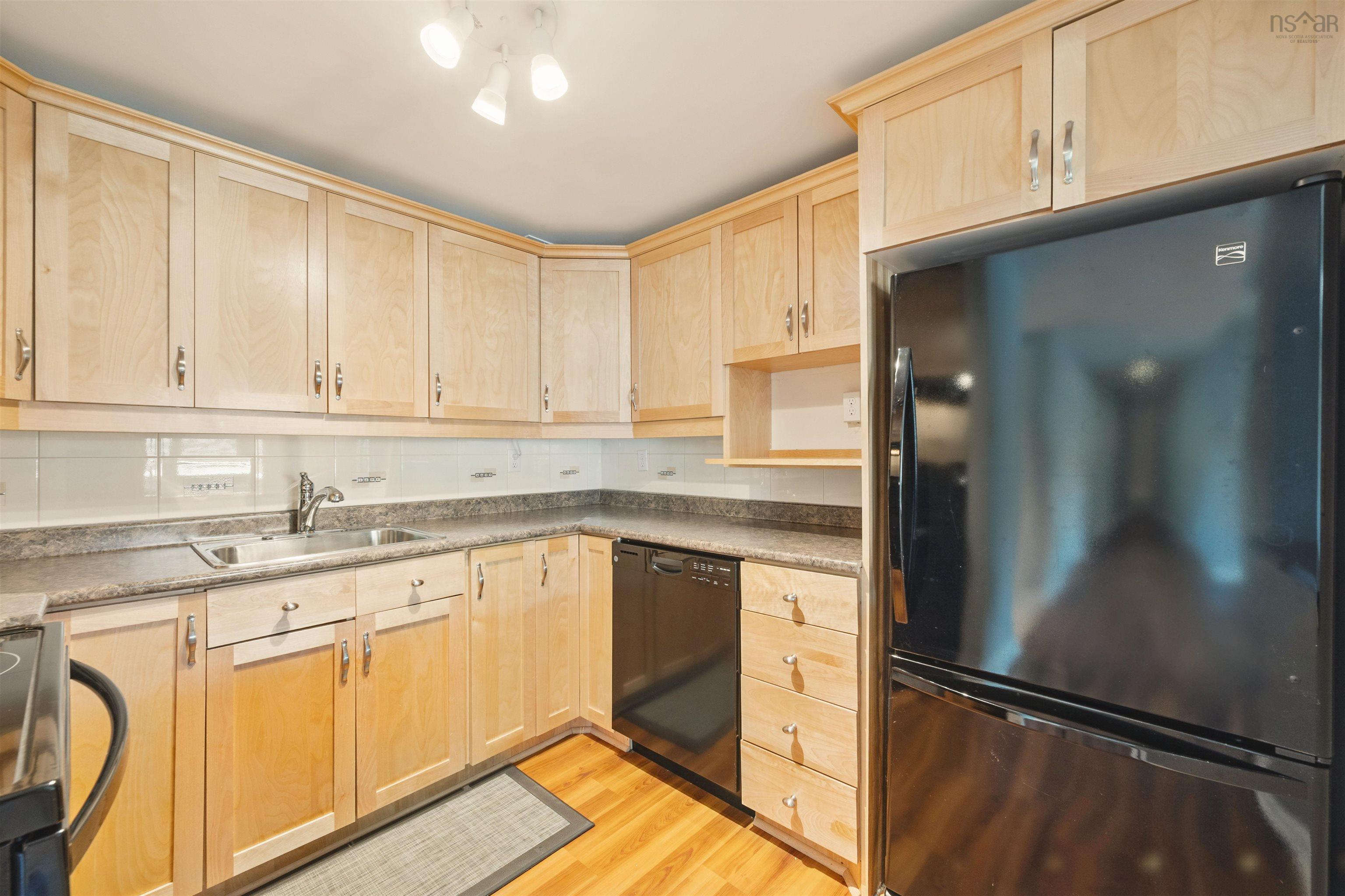 112 1350 Oxford Street, Halifax, NS (MLS 202600386)