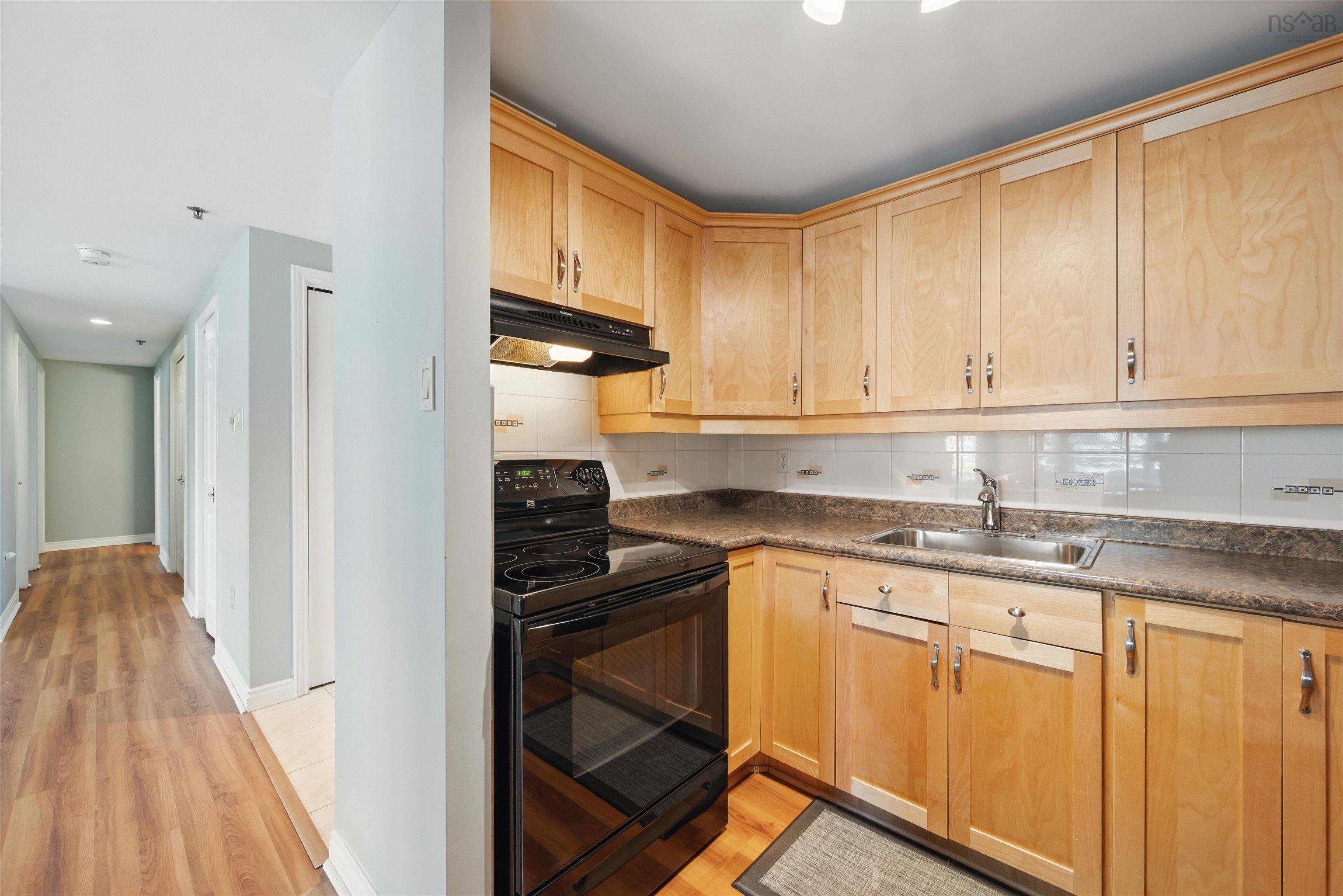 112 1350 Oxford Street, Halifax, NS (MLS 202600386)