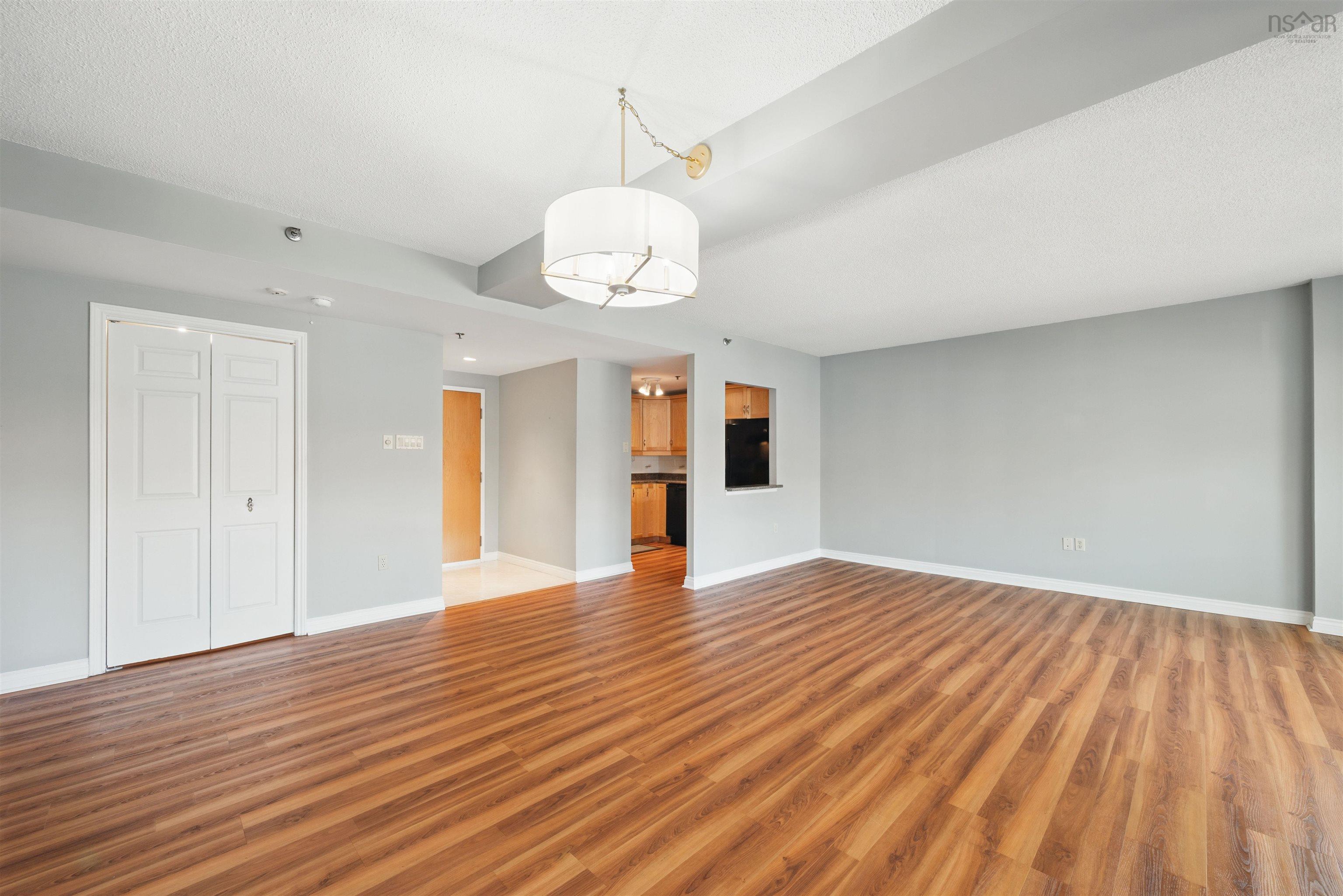 112 1350 Oxford Street, Halifax, NS (MLS 202600386)