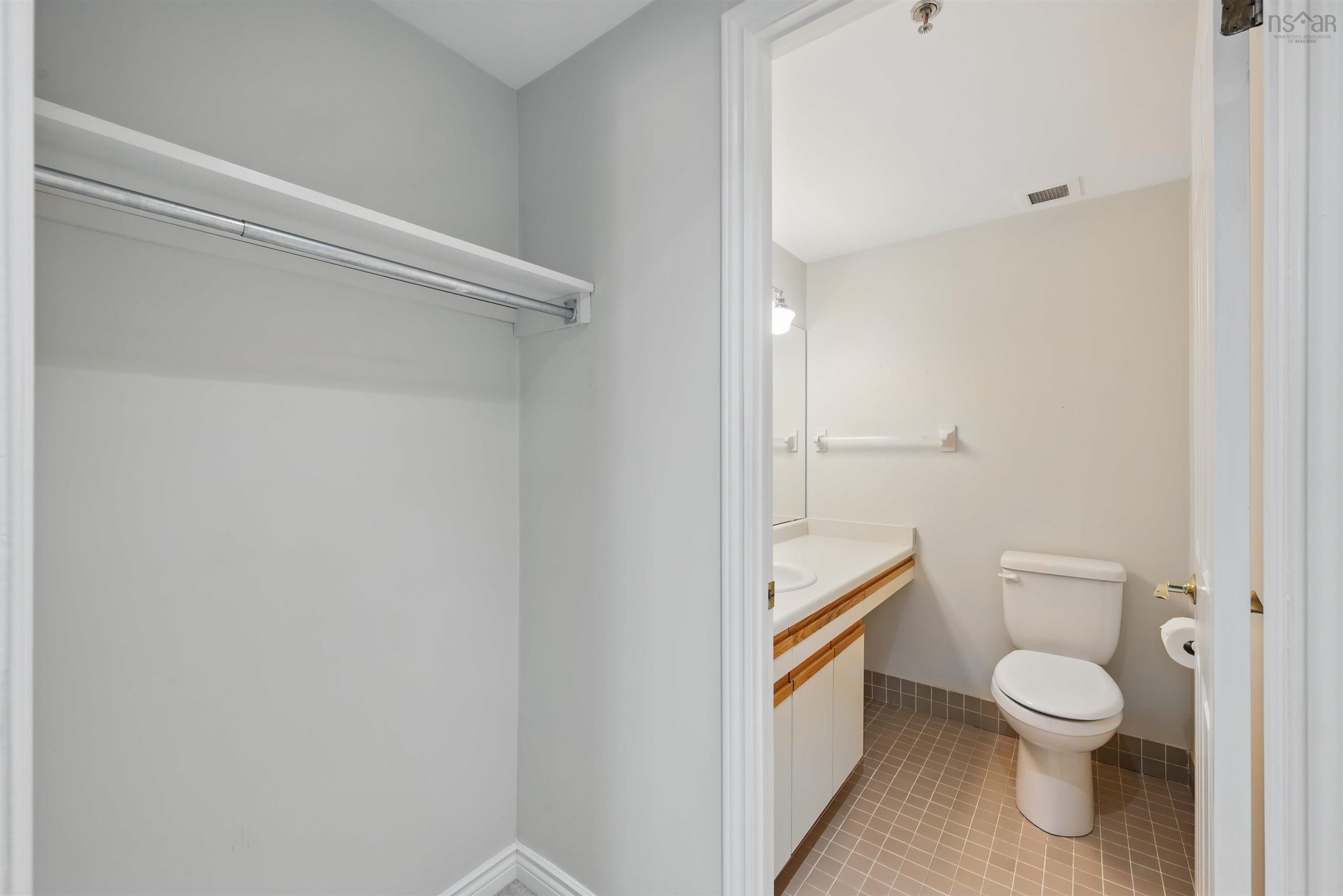 112 1350 Oxford Street, Halifax, NS (MLS 202600386)